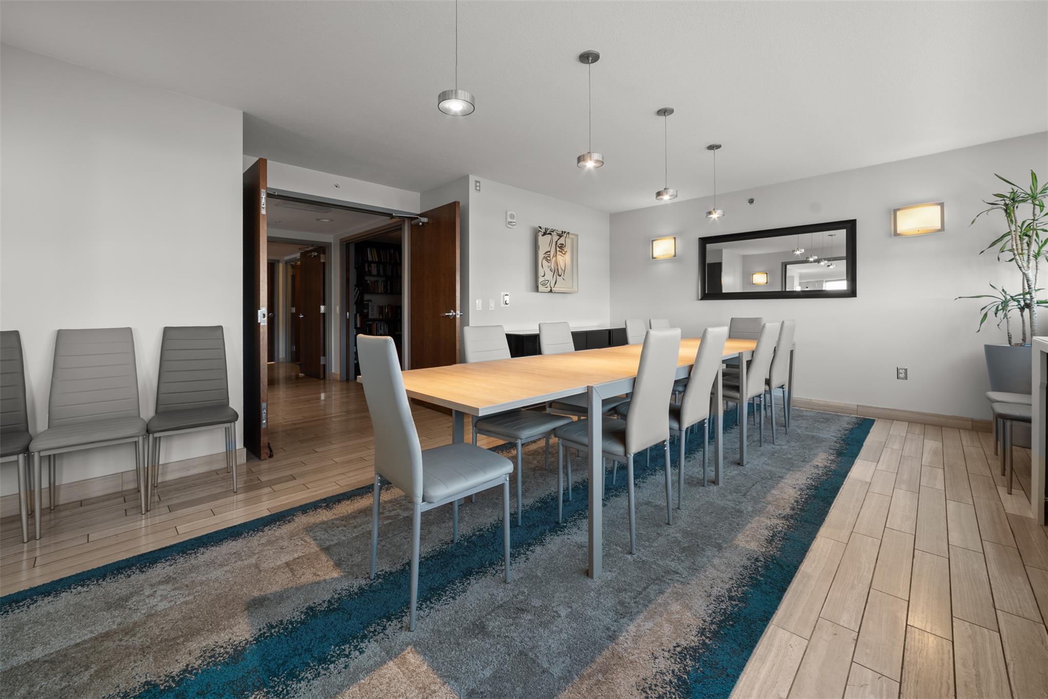 300 Bowie St # 2405, Austin, TX 78703