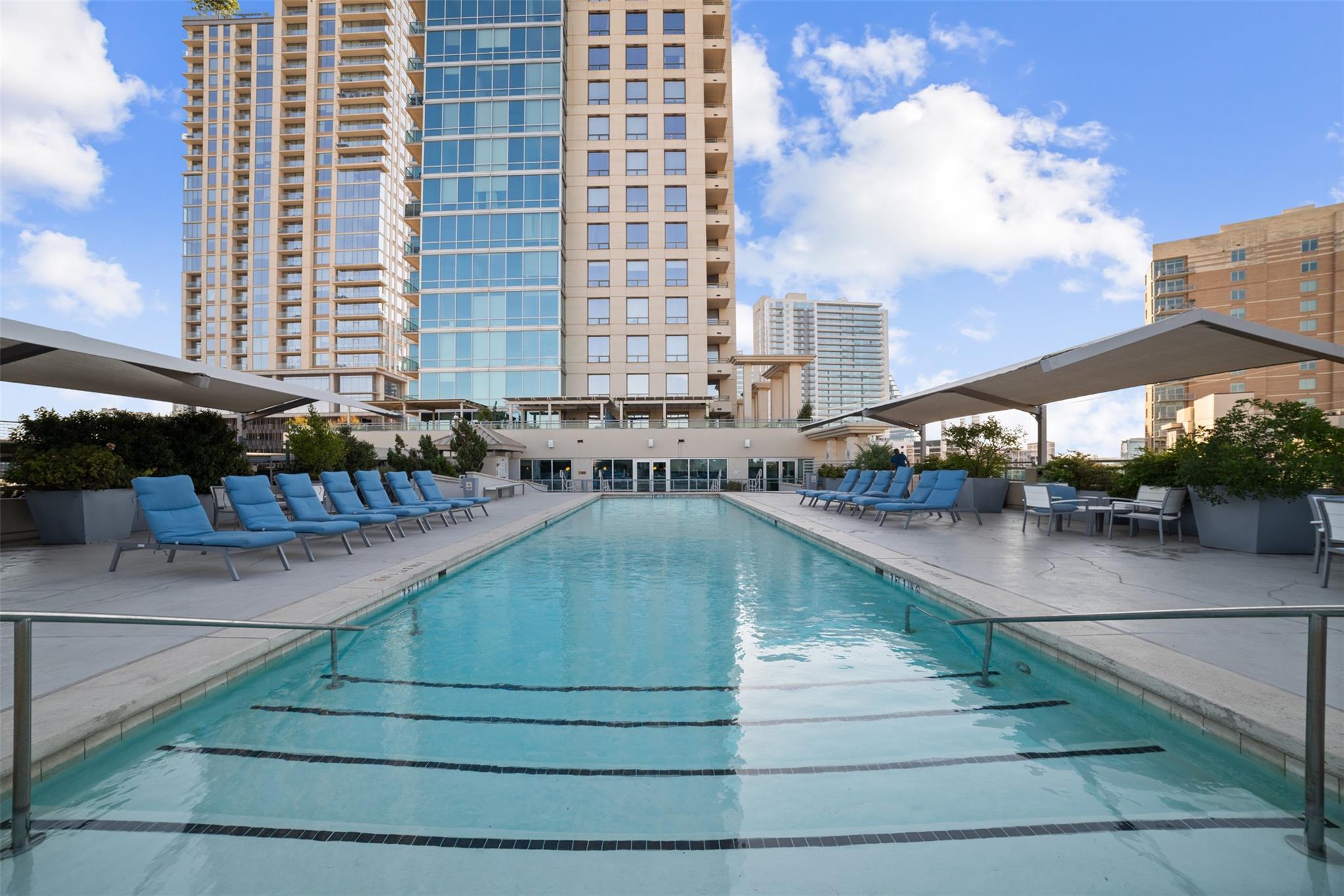 300 Bowie St # 2405, Austin, TX 78703