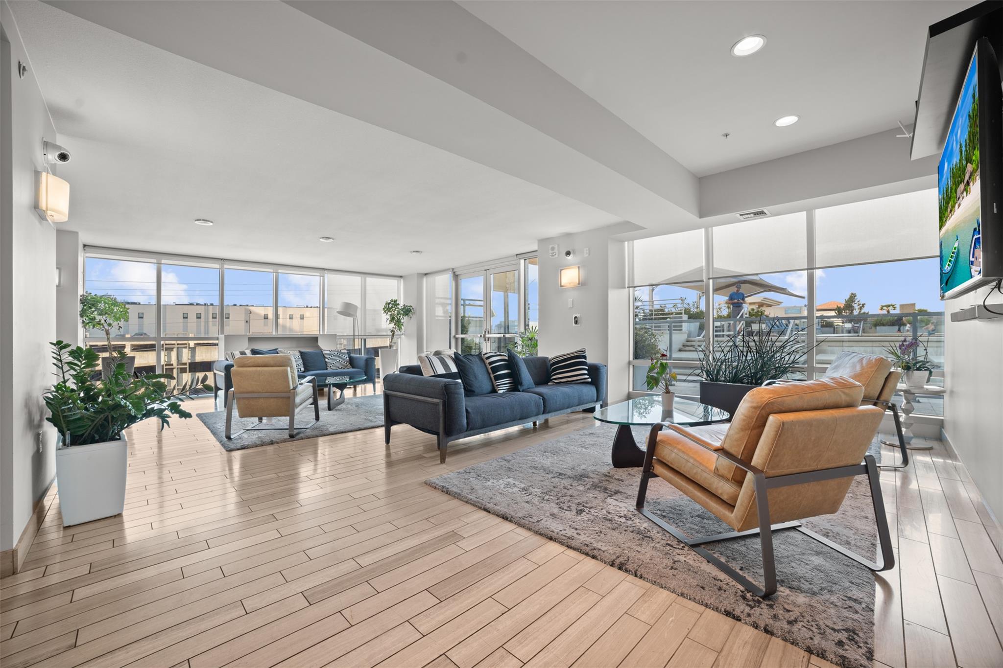 300 Bowie St # 2405, Austin, TX 78703