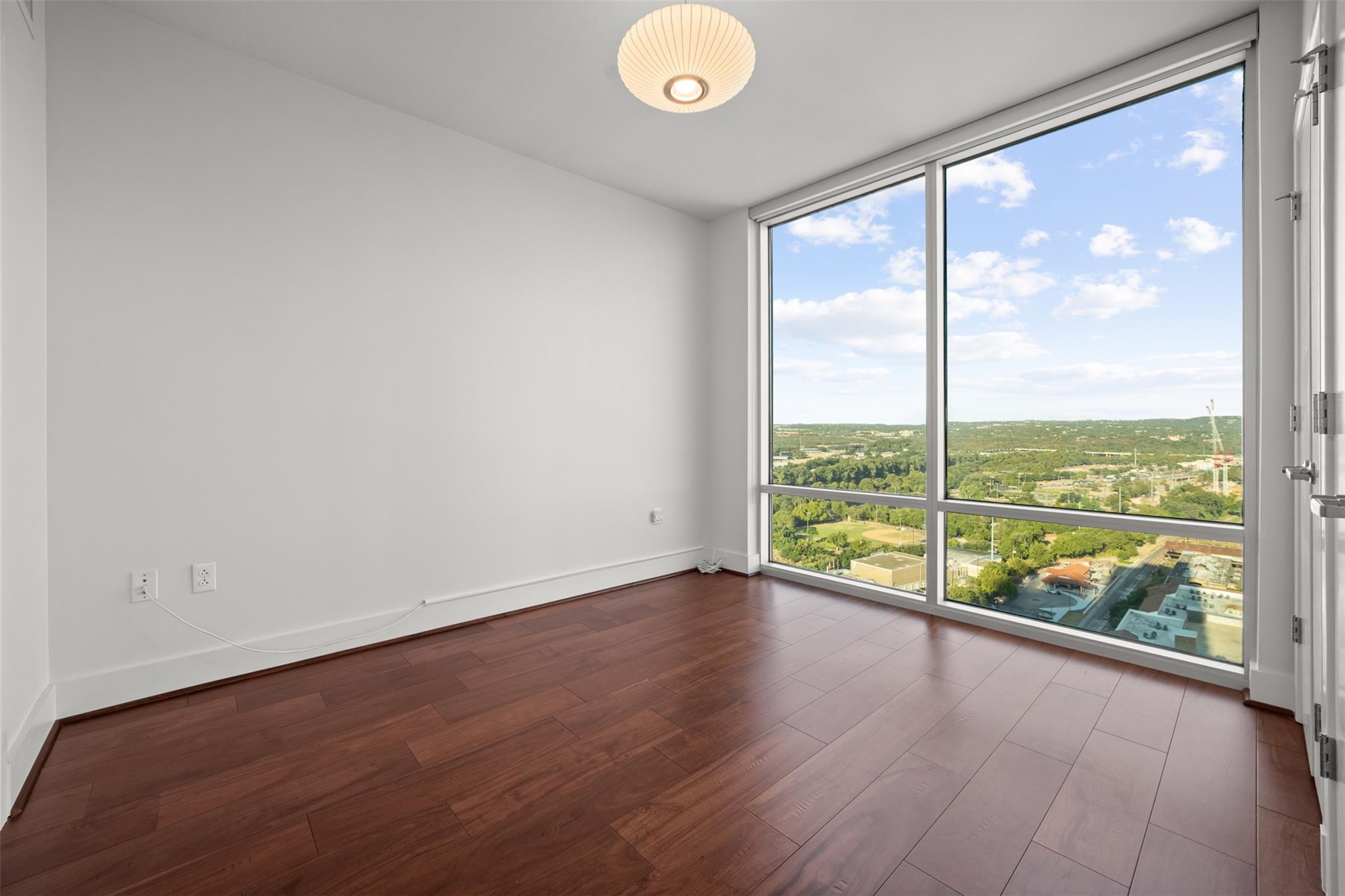 300 Bowie St # 2405, Austin, TX 78703