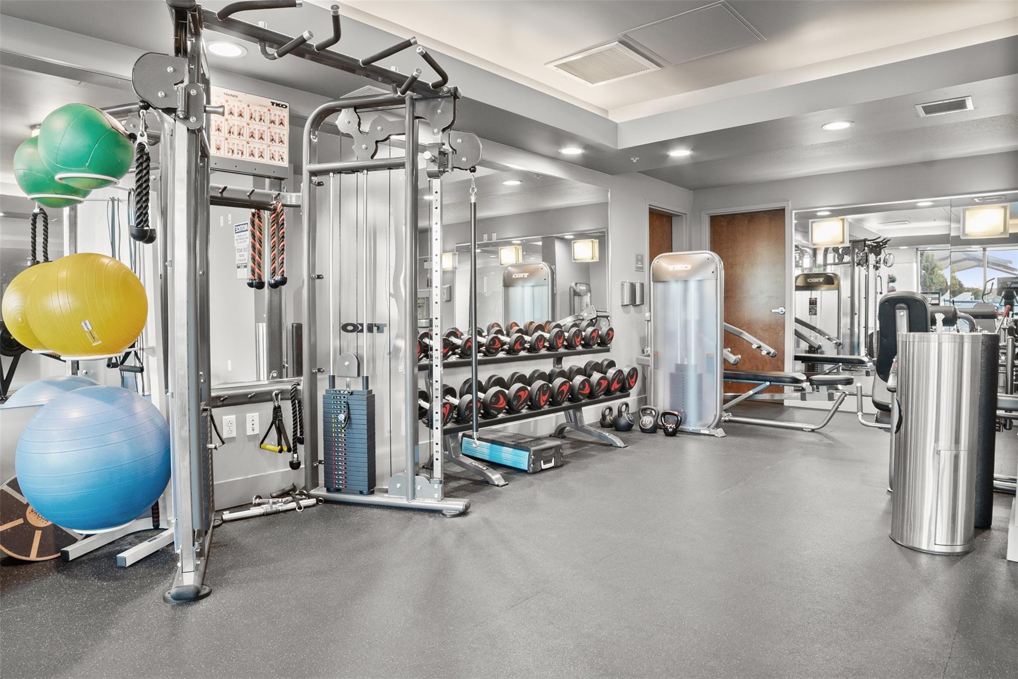 300 Bowie St # 2405, Austin, TX 78703