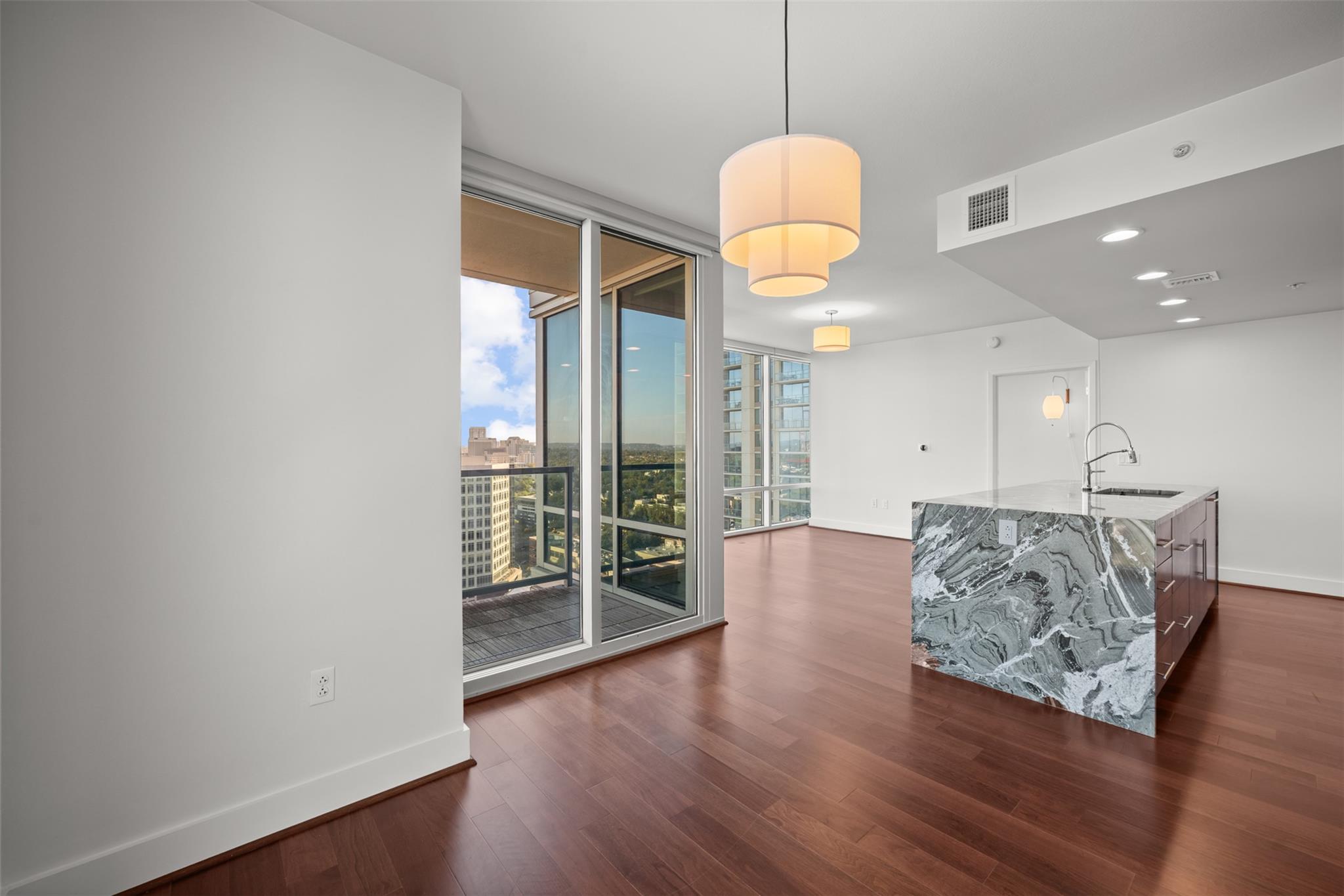 300 Bowie St # 2405, Austin, TX 78703