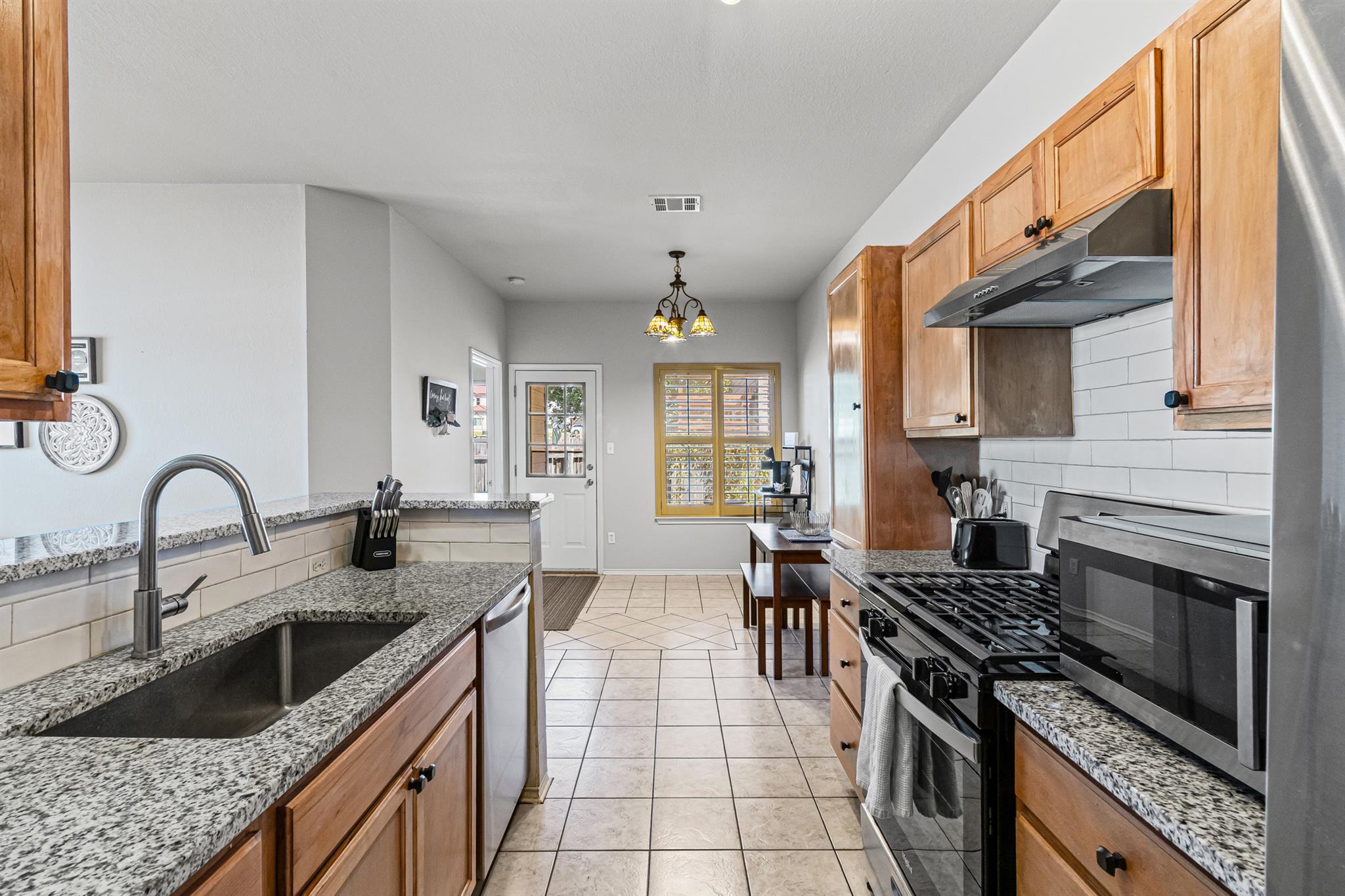 1901 Windy Park Dr, Round Rock, TX 78664