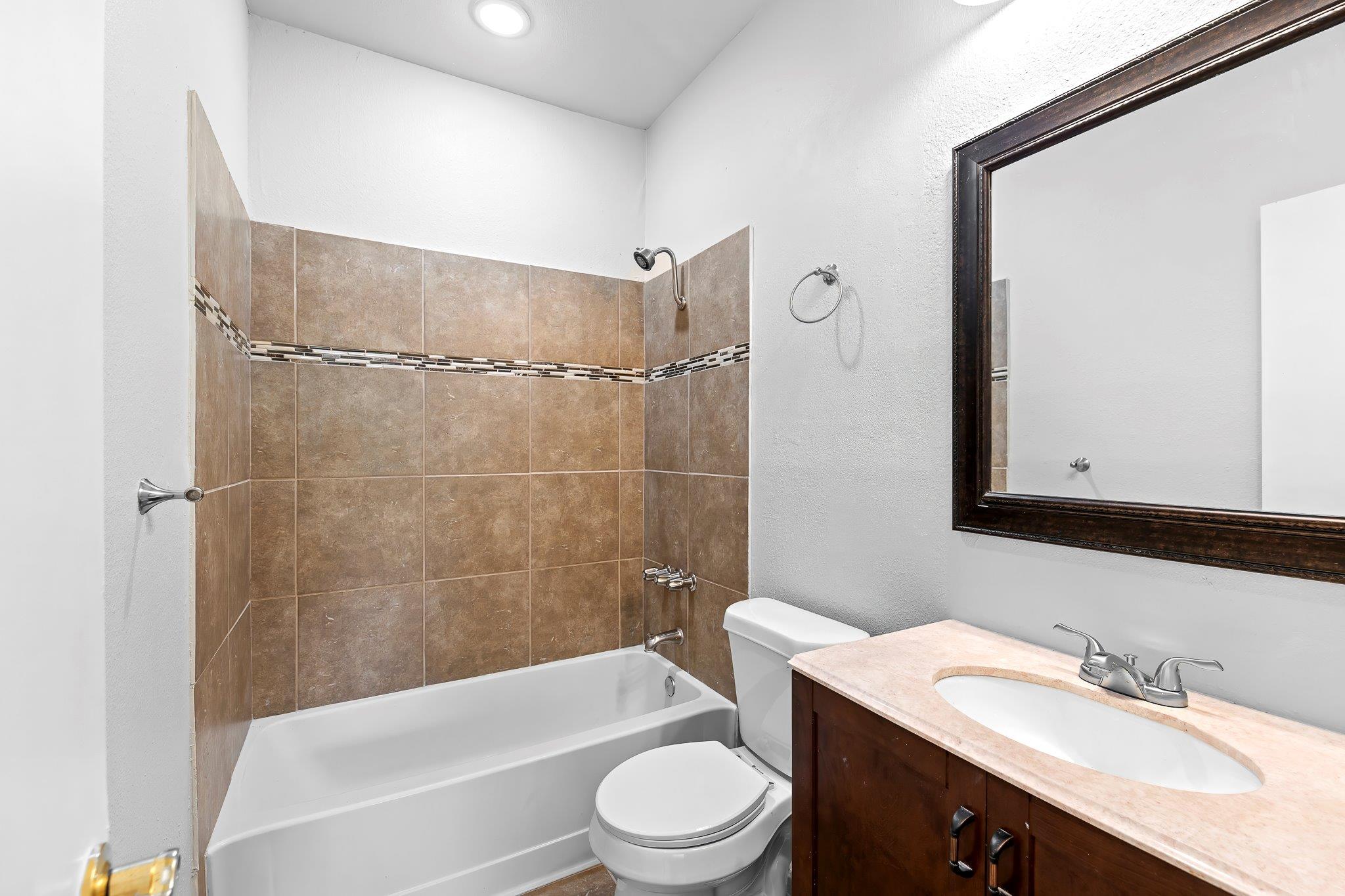 1207 York Castle Dr, Pflugerville, TX 78660