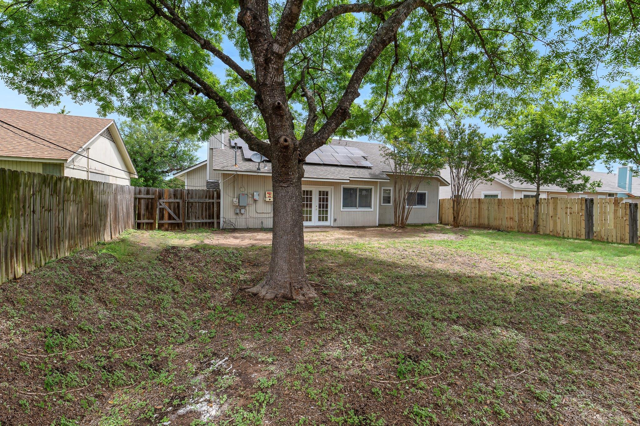 1207 York Castle Dr, Pflugerville, TX 78660