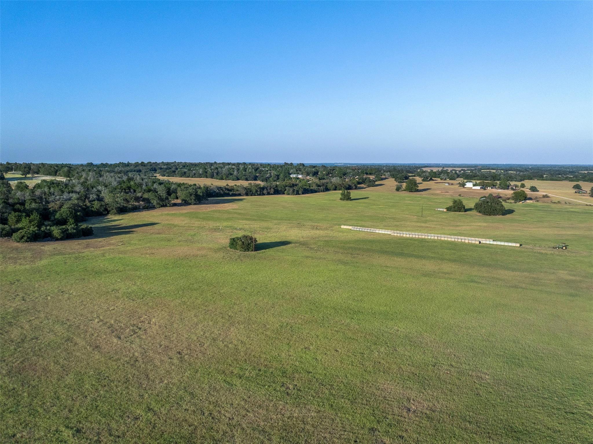 3419 County Road 309, Lexington, TX 78947