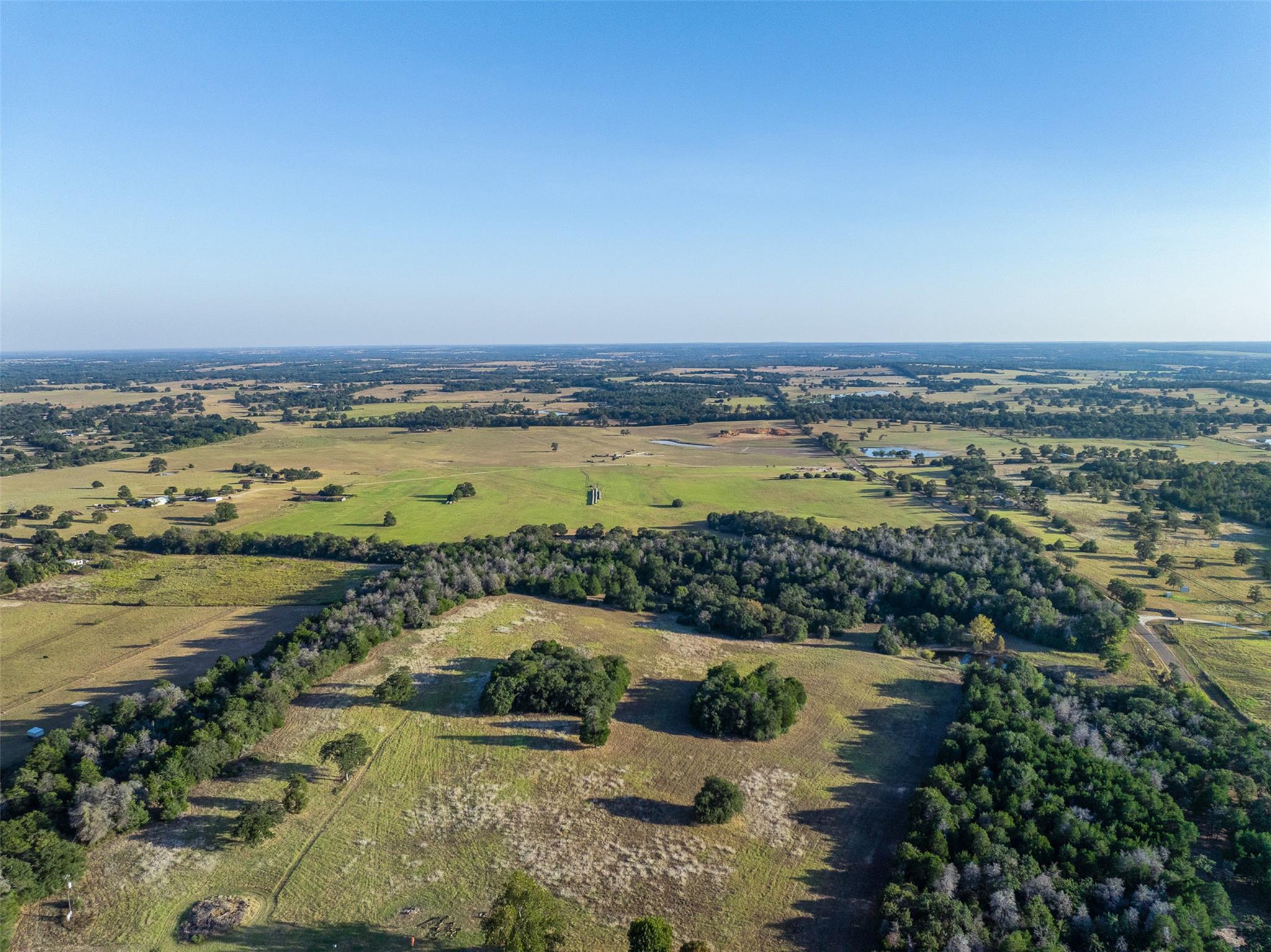 3419 County Road 309, Lexington, TX 78947