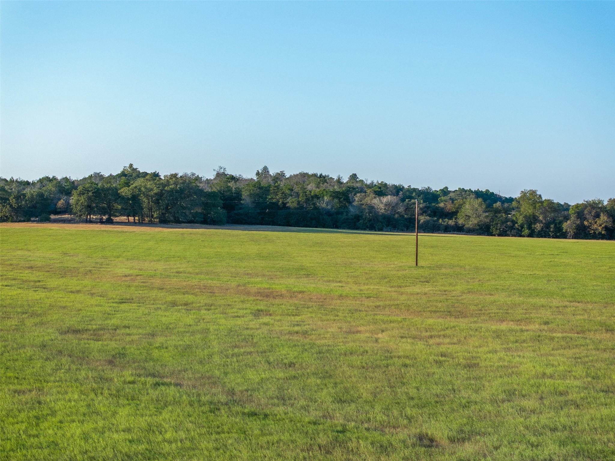 3419 County Road 309, Lexington, TX 78947