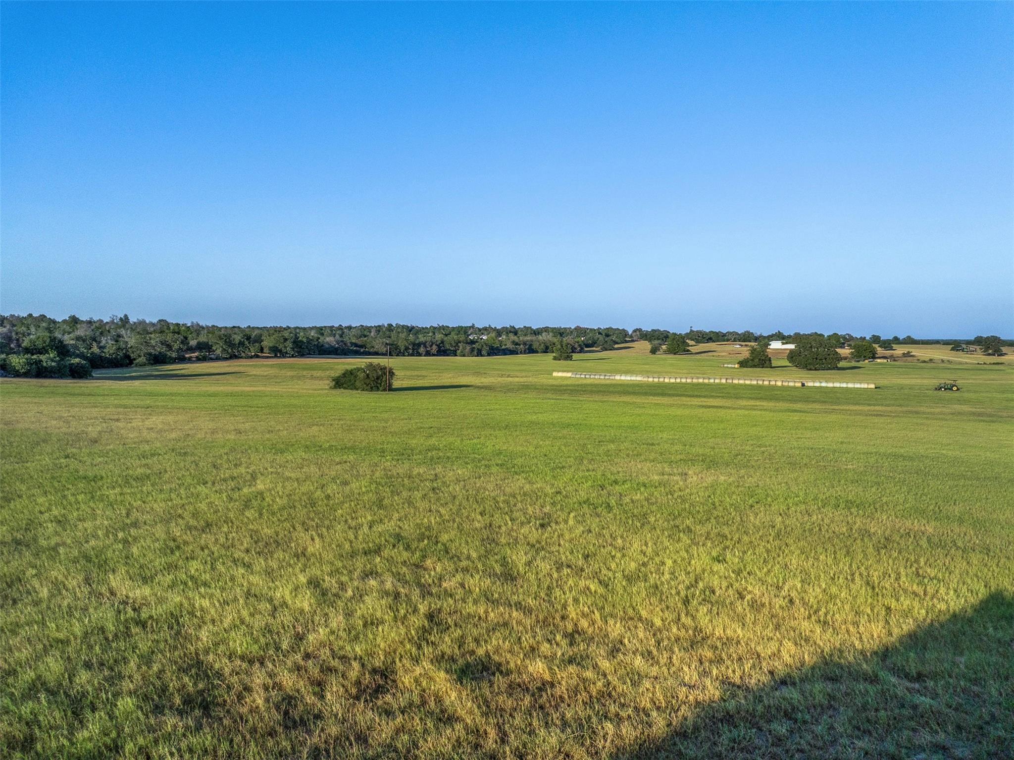 3419 County Road 309, Lexington, TX 78947