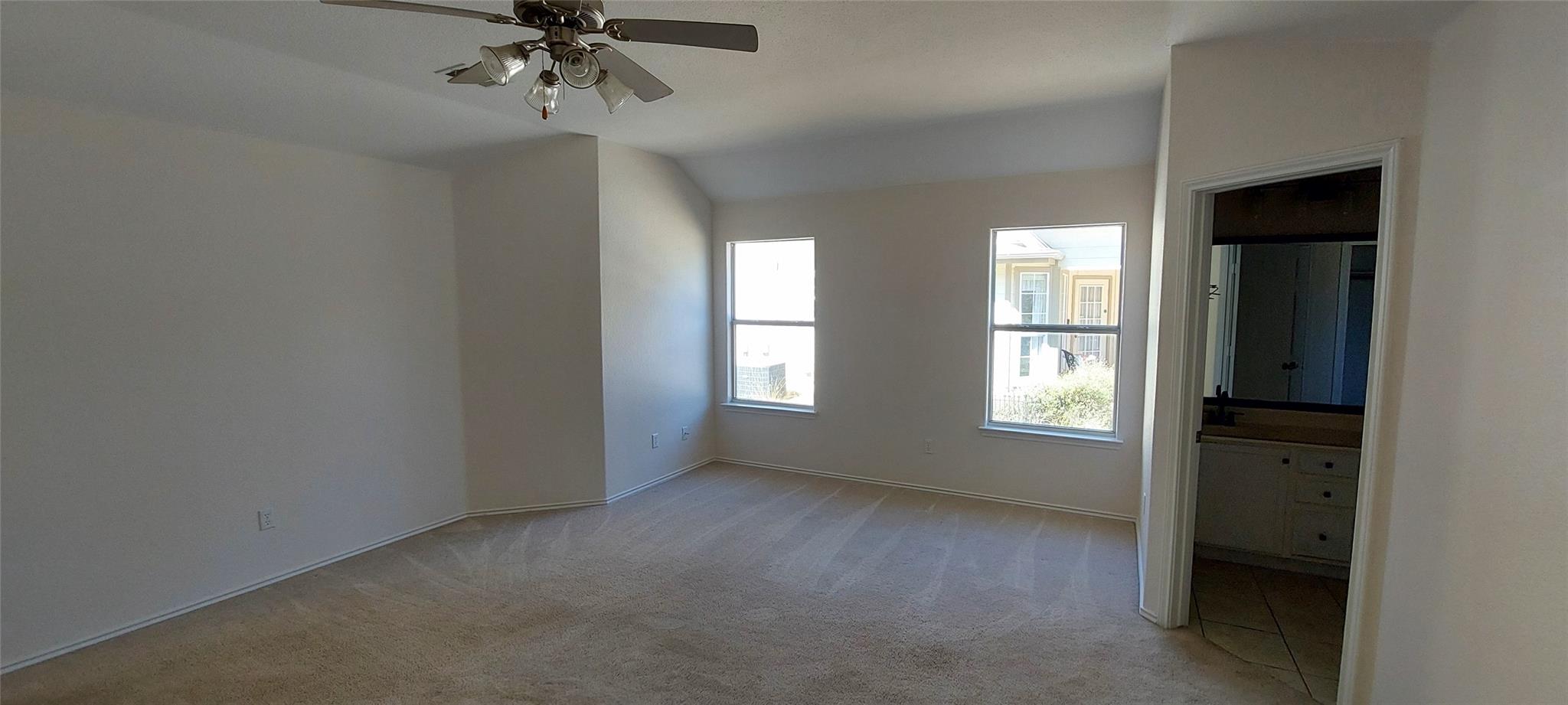 4 Memory Ln, Wimberley, TX 78676