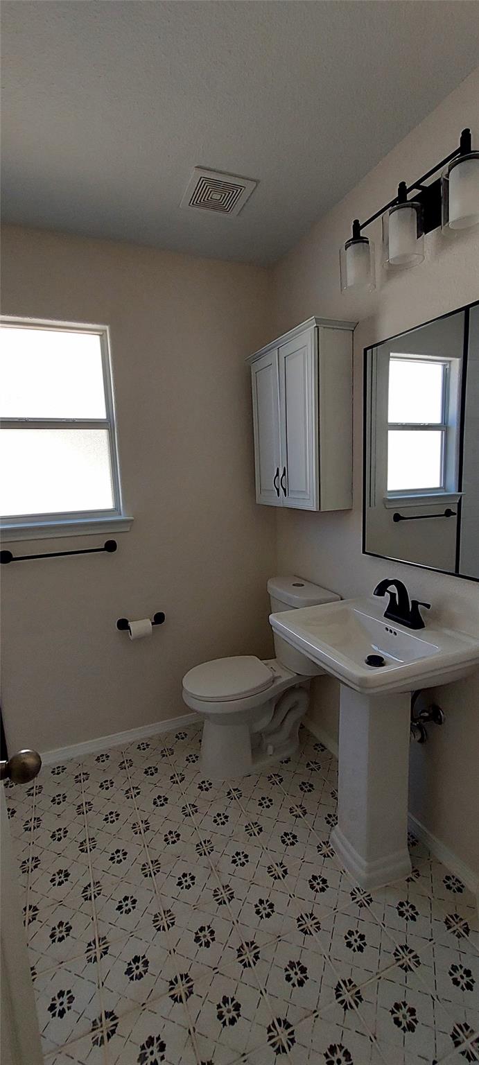 4 Memory Ln, Wimberley, TX 78676