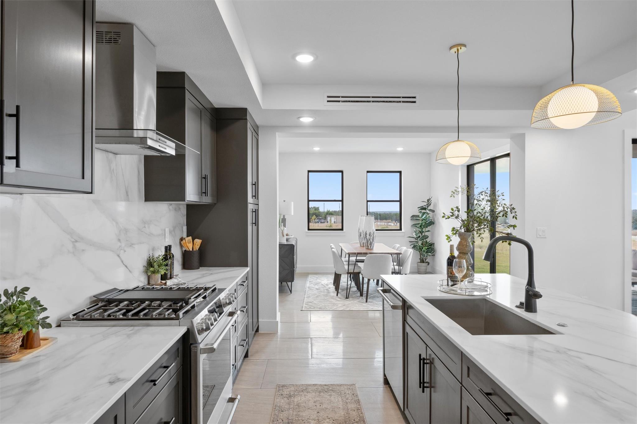 101 Fall Dr, Georgetown, TX 78633