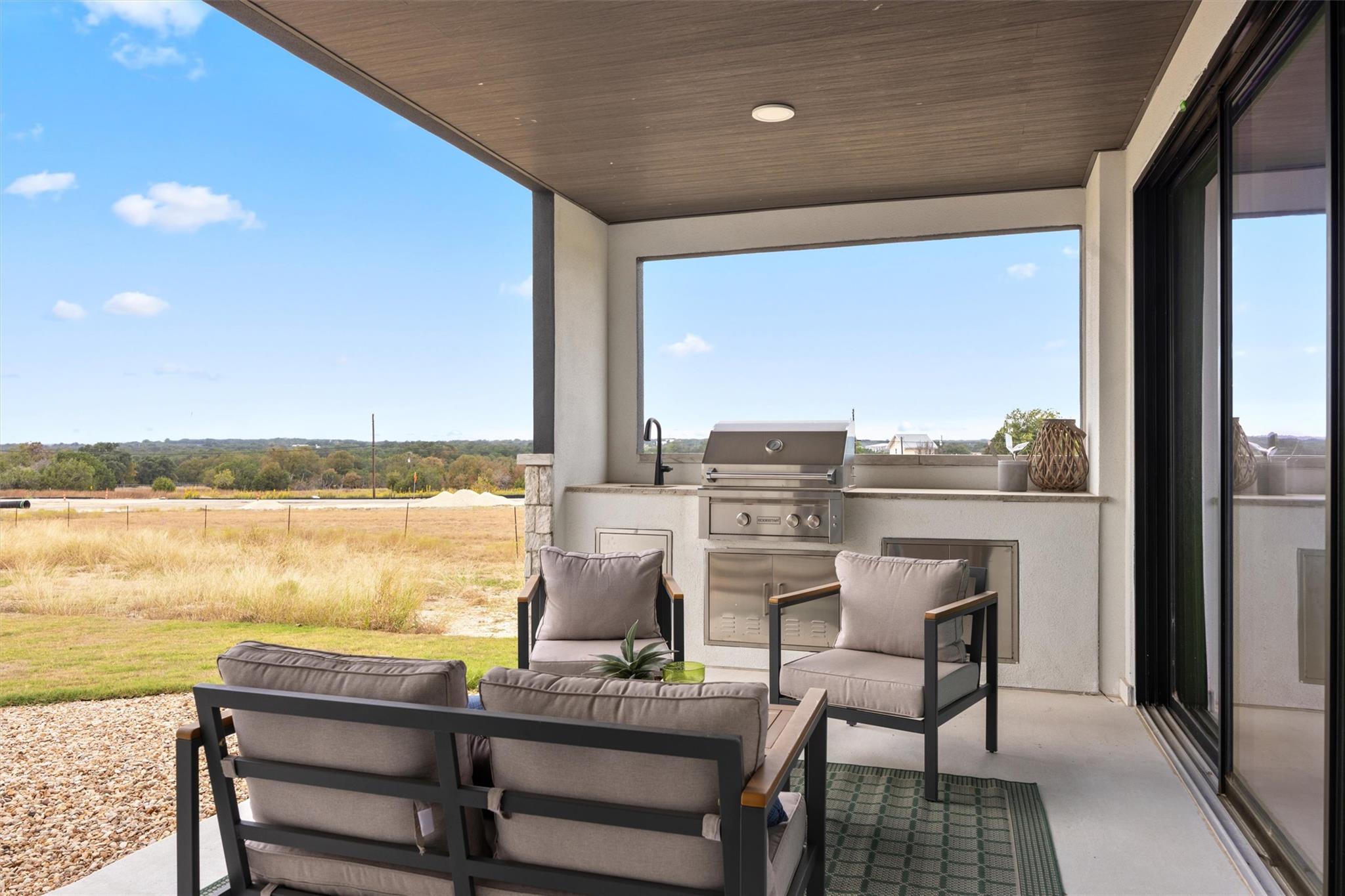 101 Fall Dr, Georgetown, TX 78633