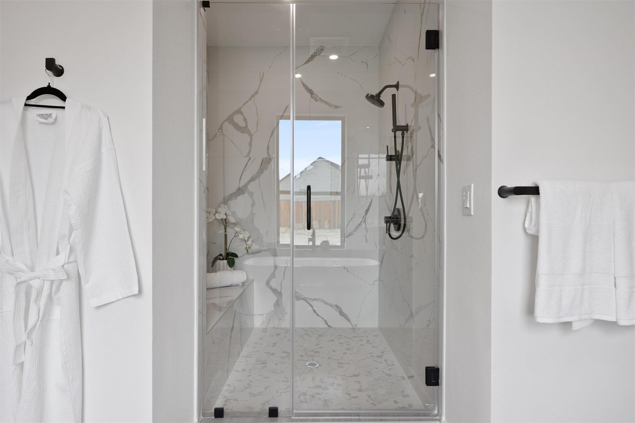 101 Fall Dr, Georgetown, TX 78633