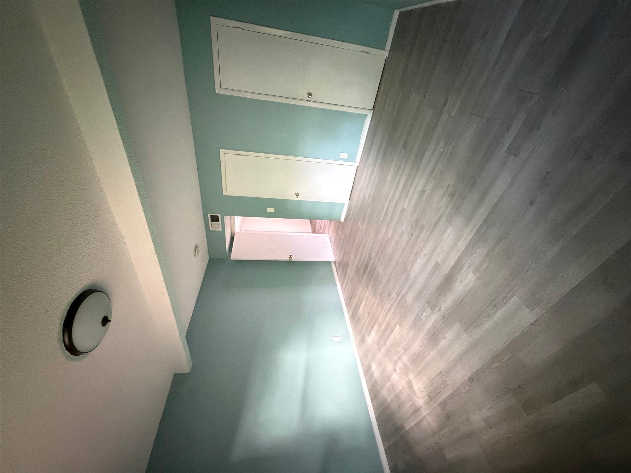 1006 N Meadows Dr # "A" or "C", Austin, TX 78758