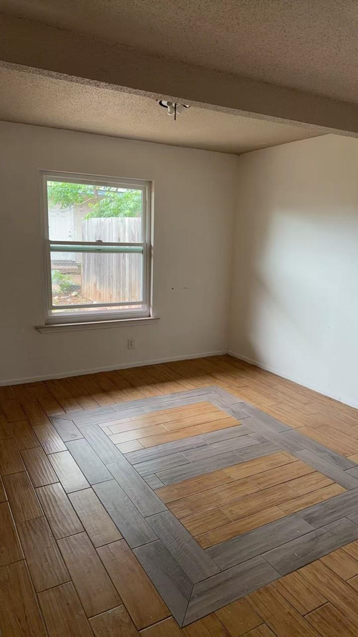 1006 N Meadows Dr # "A" or "C", Austin, TX 78758