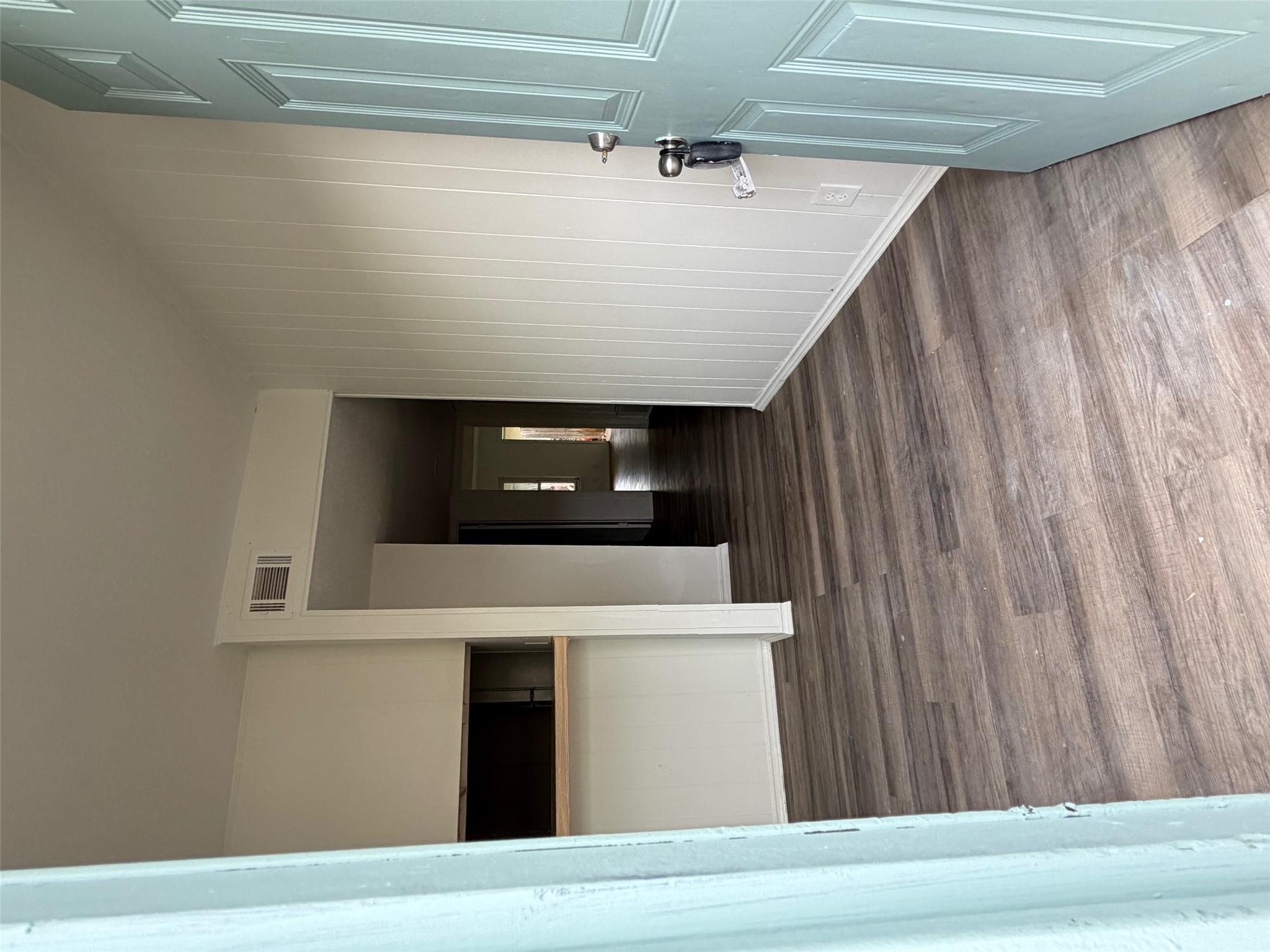 1006 N Meadows Dr # "A" or "C", Austin, TX 78758