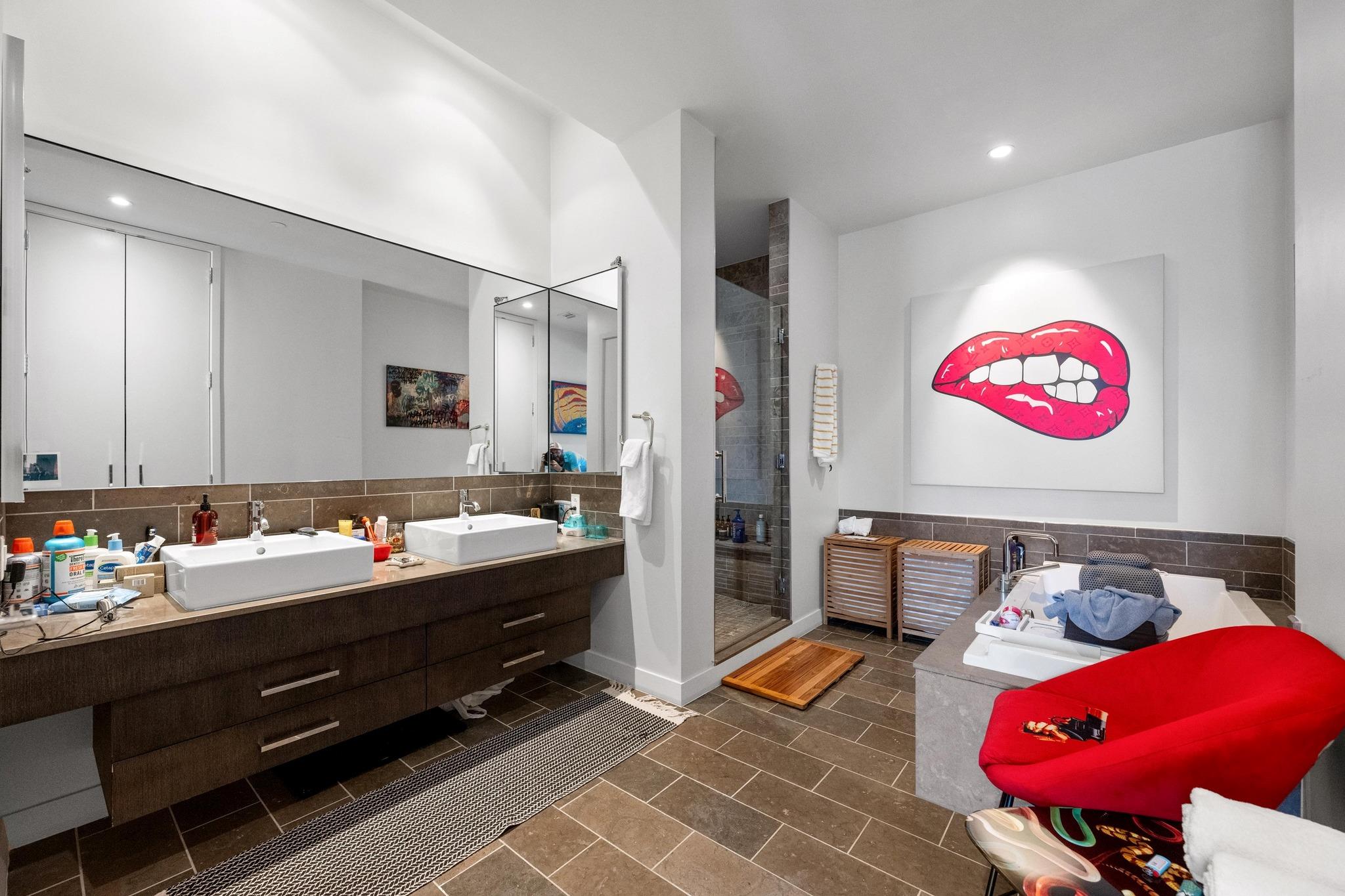 210 Lavaca St # 1911, Austin, TX 78701