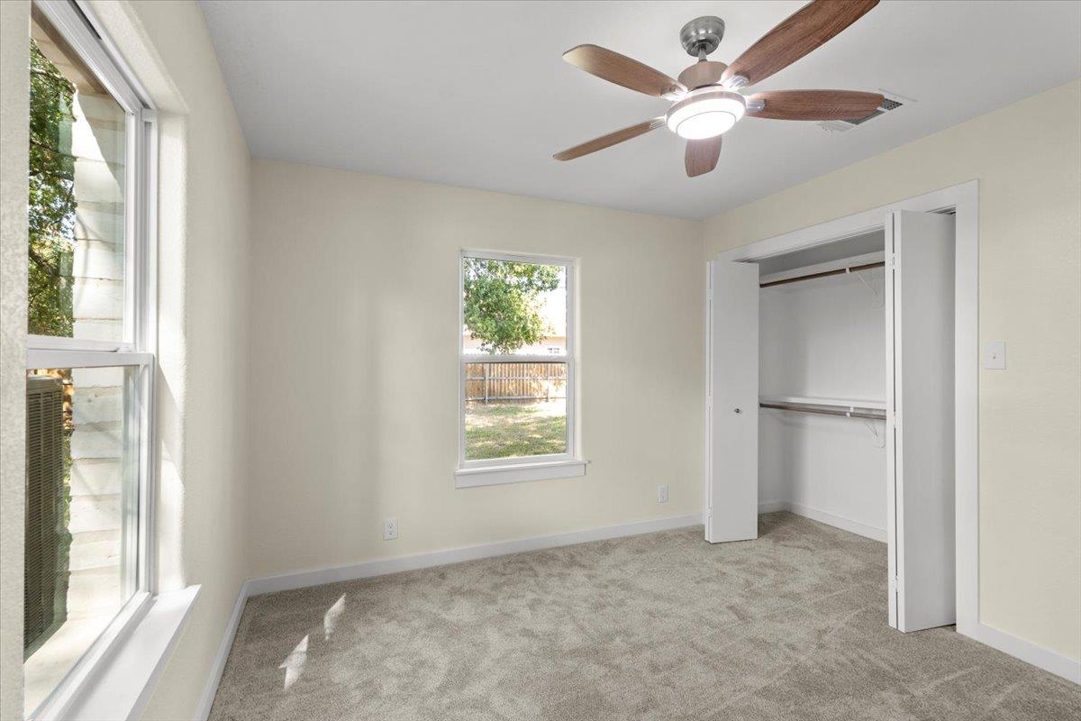 412 Oak St, Bastrop, TX 78602