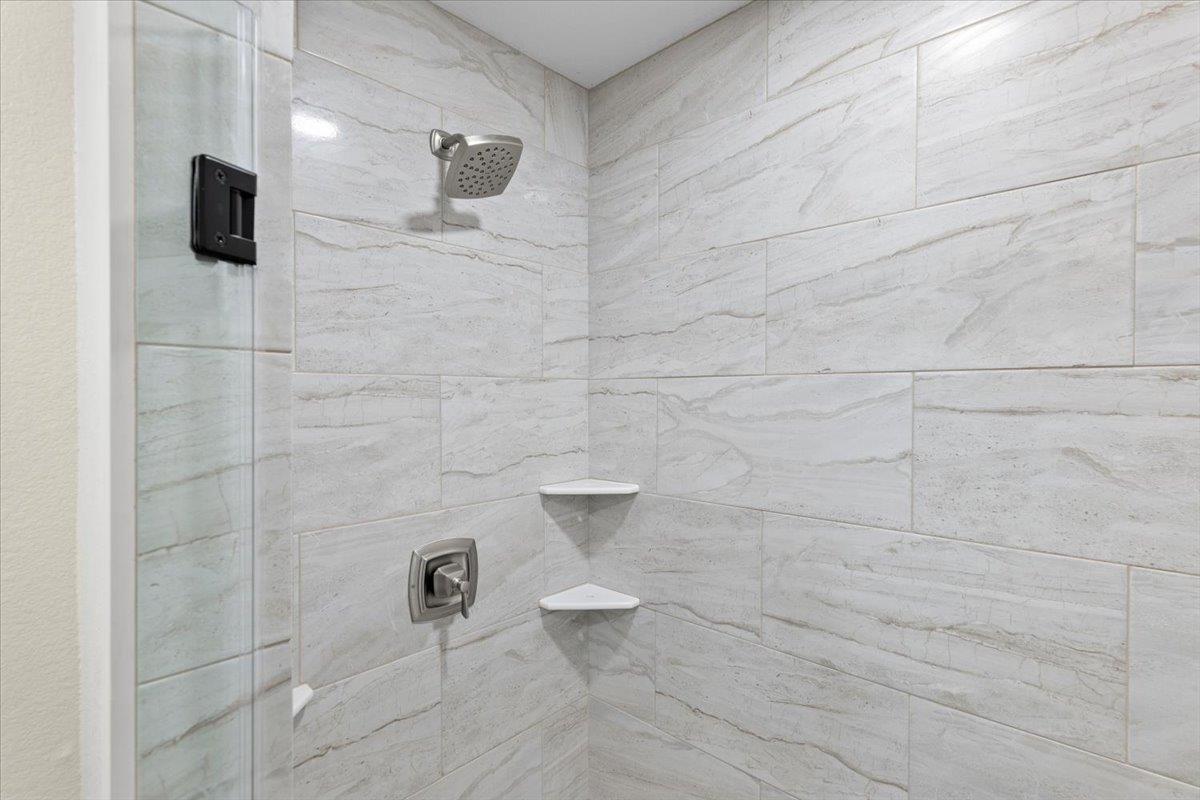 412 Oak St, Bastrop, TX 78602