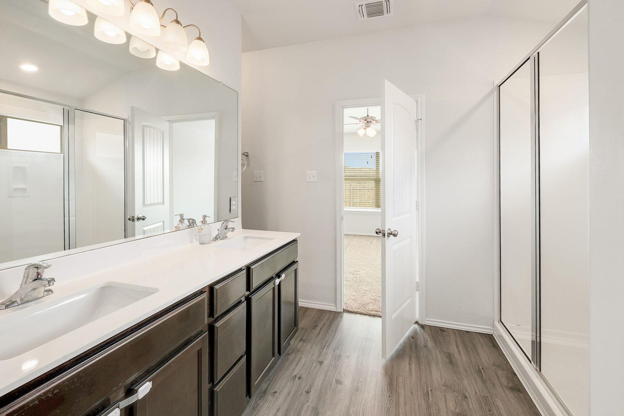 336 Uncle Billy Way, Jarrell, TX 76537