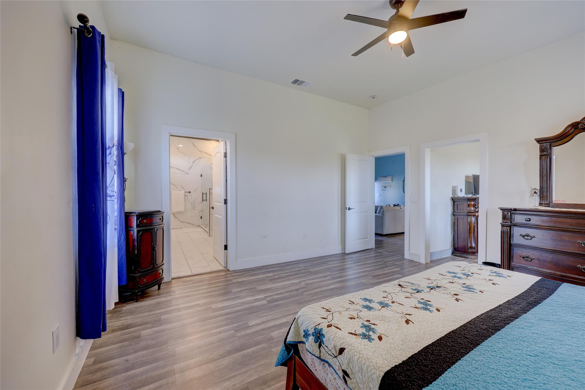 243 Hershal Ln, Cedar Creek, TX 78612