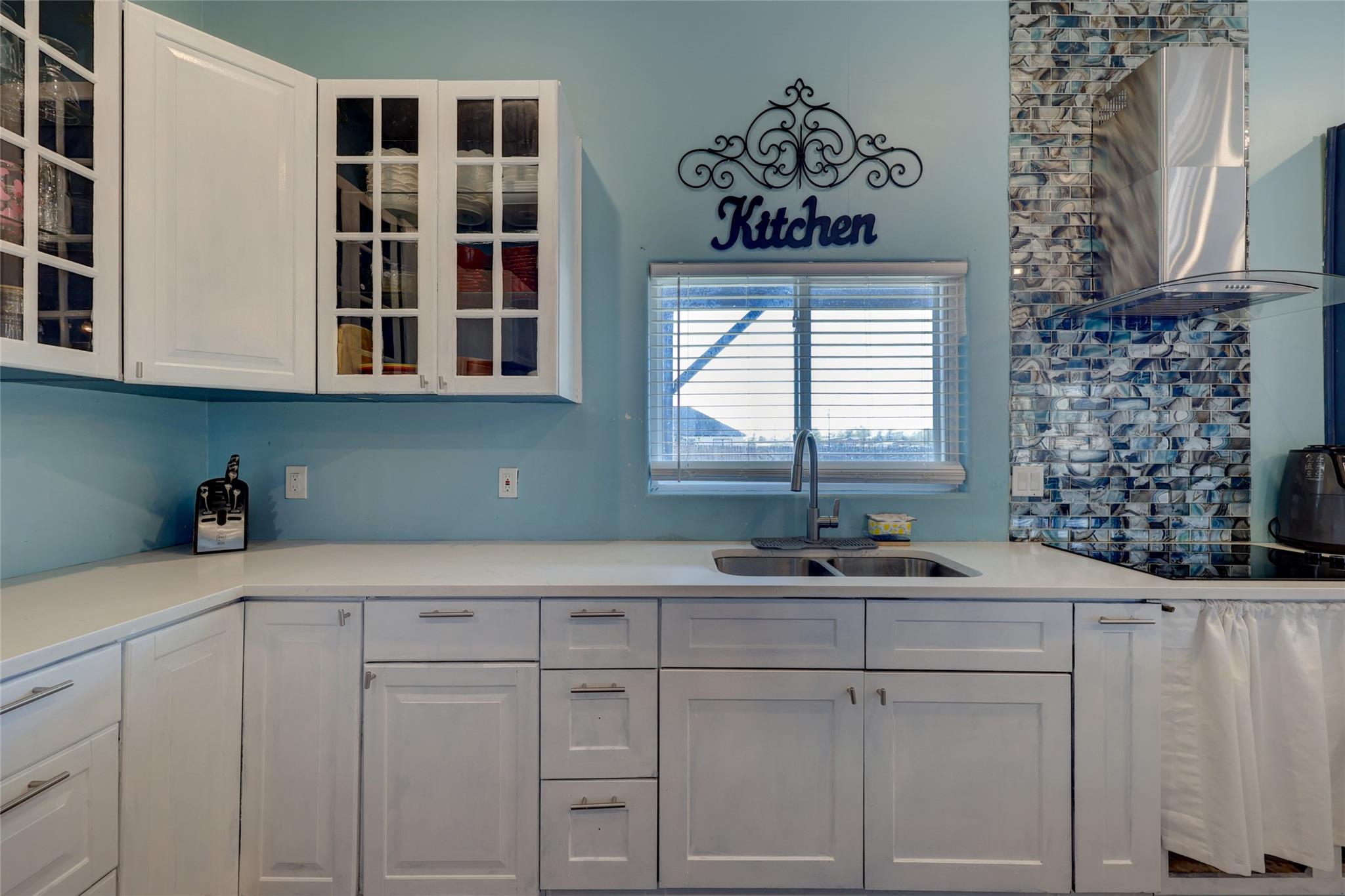 243 Hershal Ln, Cedar Creek, TX 78612