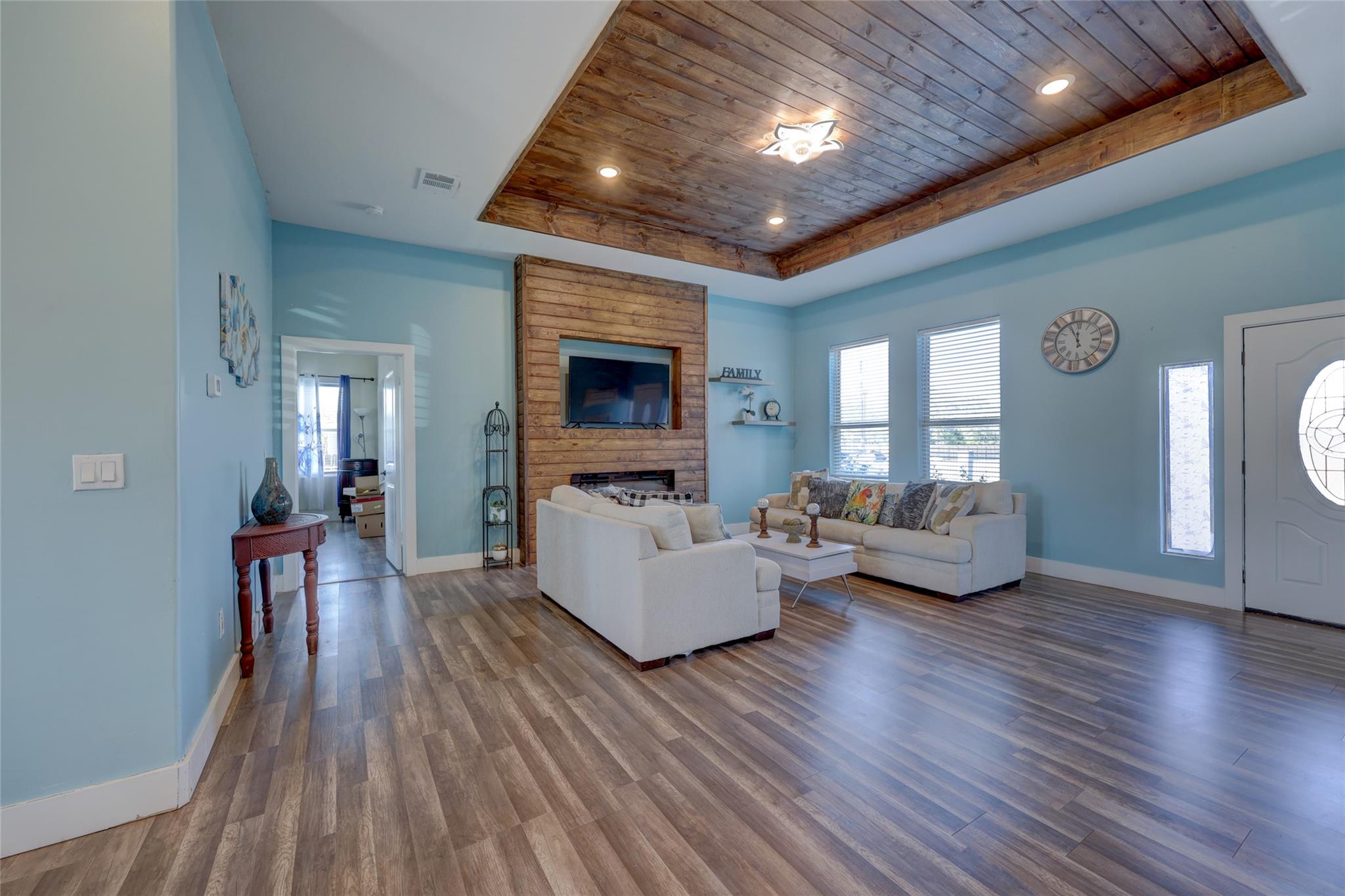 243 Hershal Ln, Cedar Creek, TX 78612