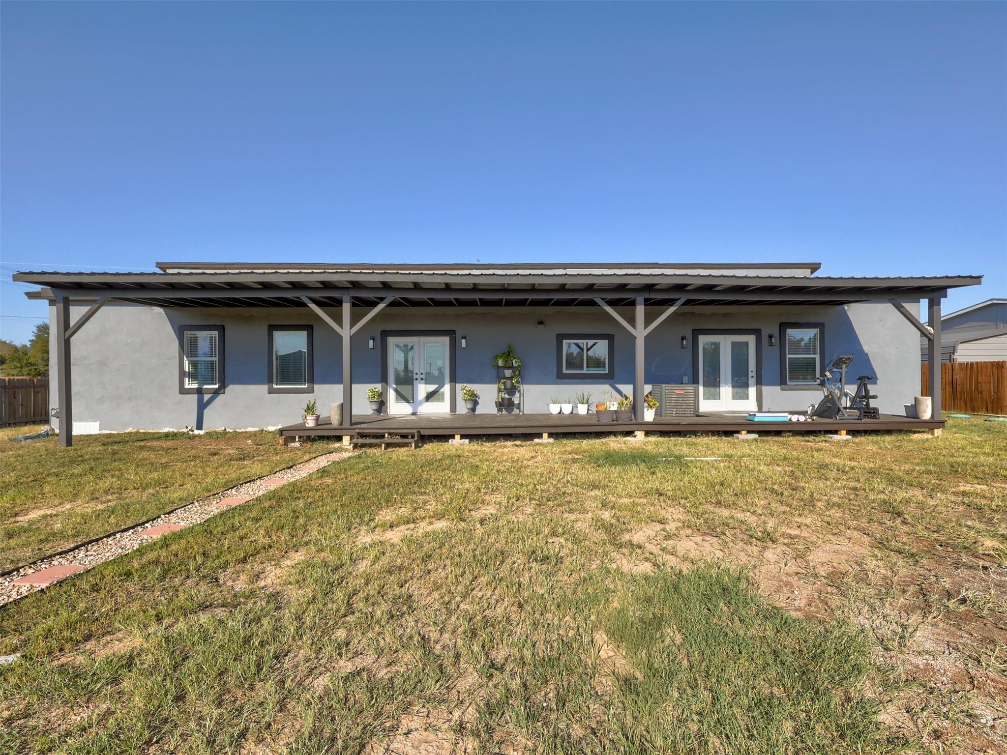 243 Hershal Ln, Cedar Creek, TX 78612