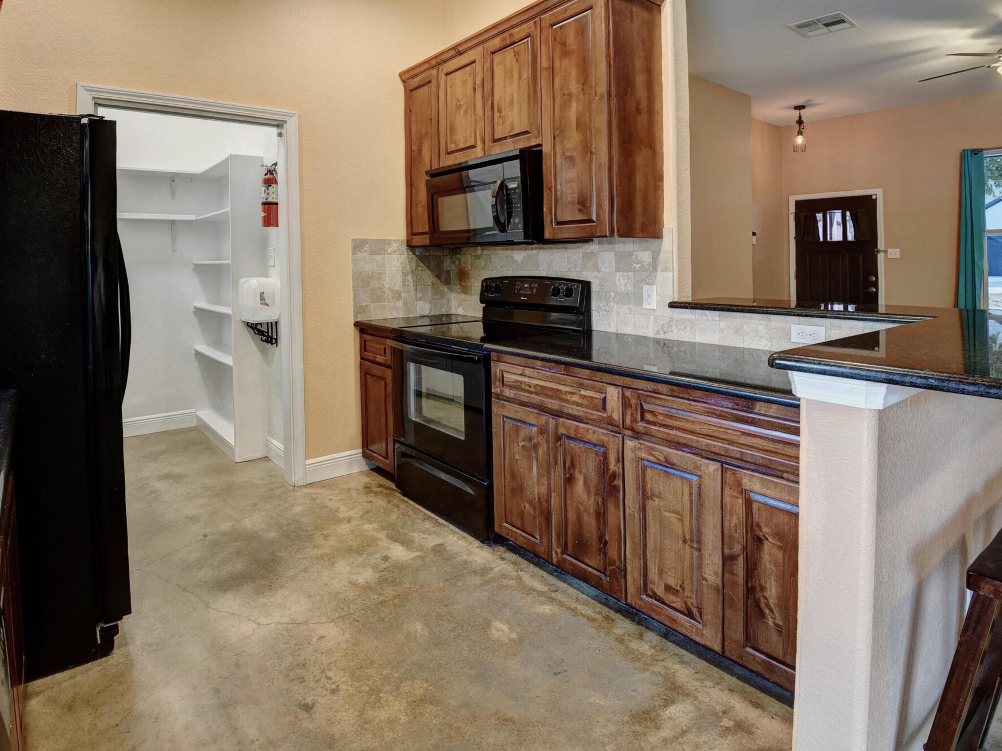 148 Puu Waa Waa Ln, Bastrop, TX 78602