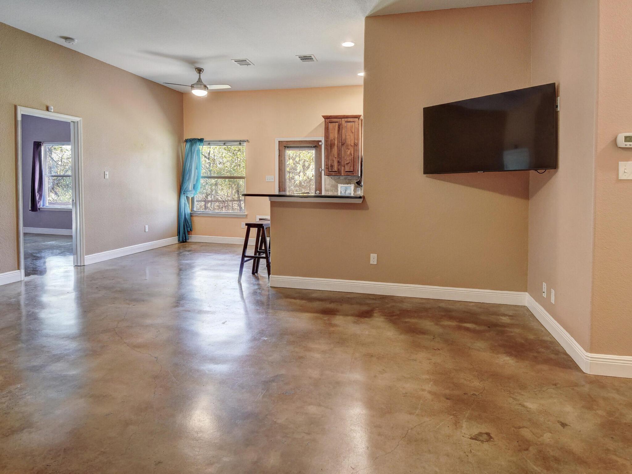 148 Puu Waa Waa Ln, Bastrop, TX 78602