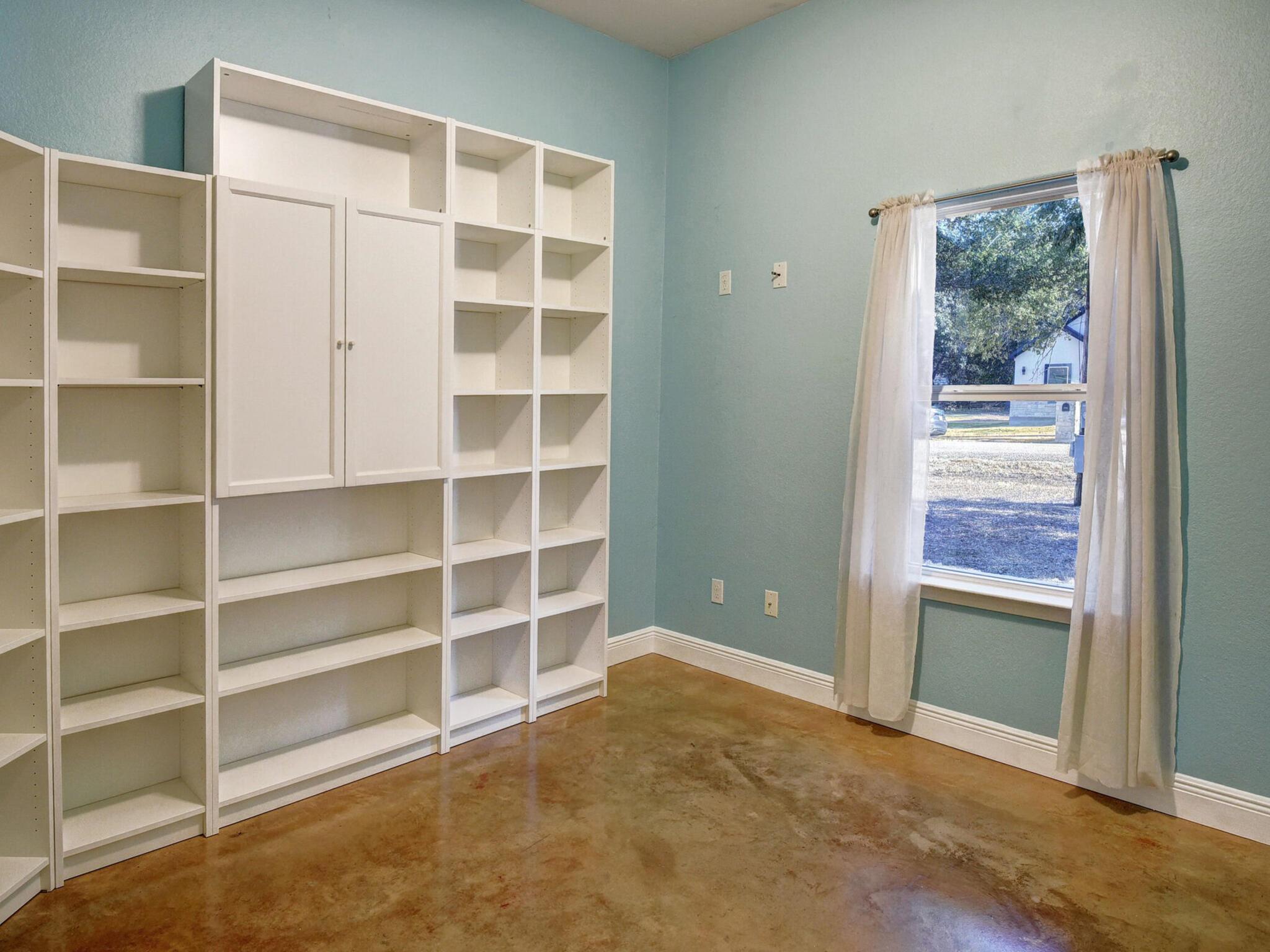 148 Puu Waa Waa Ln, Bastrop, TX 78602