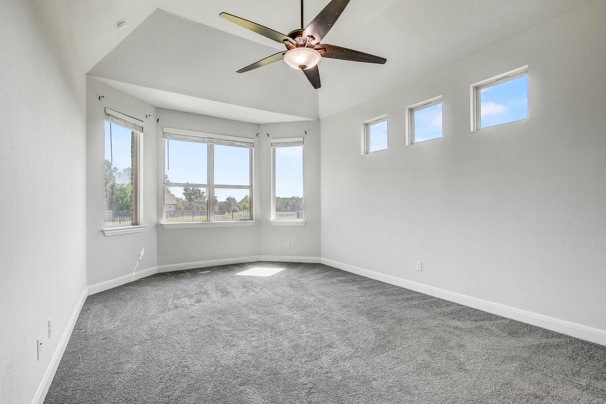 1905 Mariann Dr, Leander, TX 78641