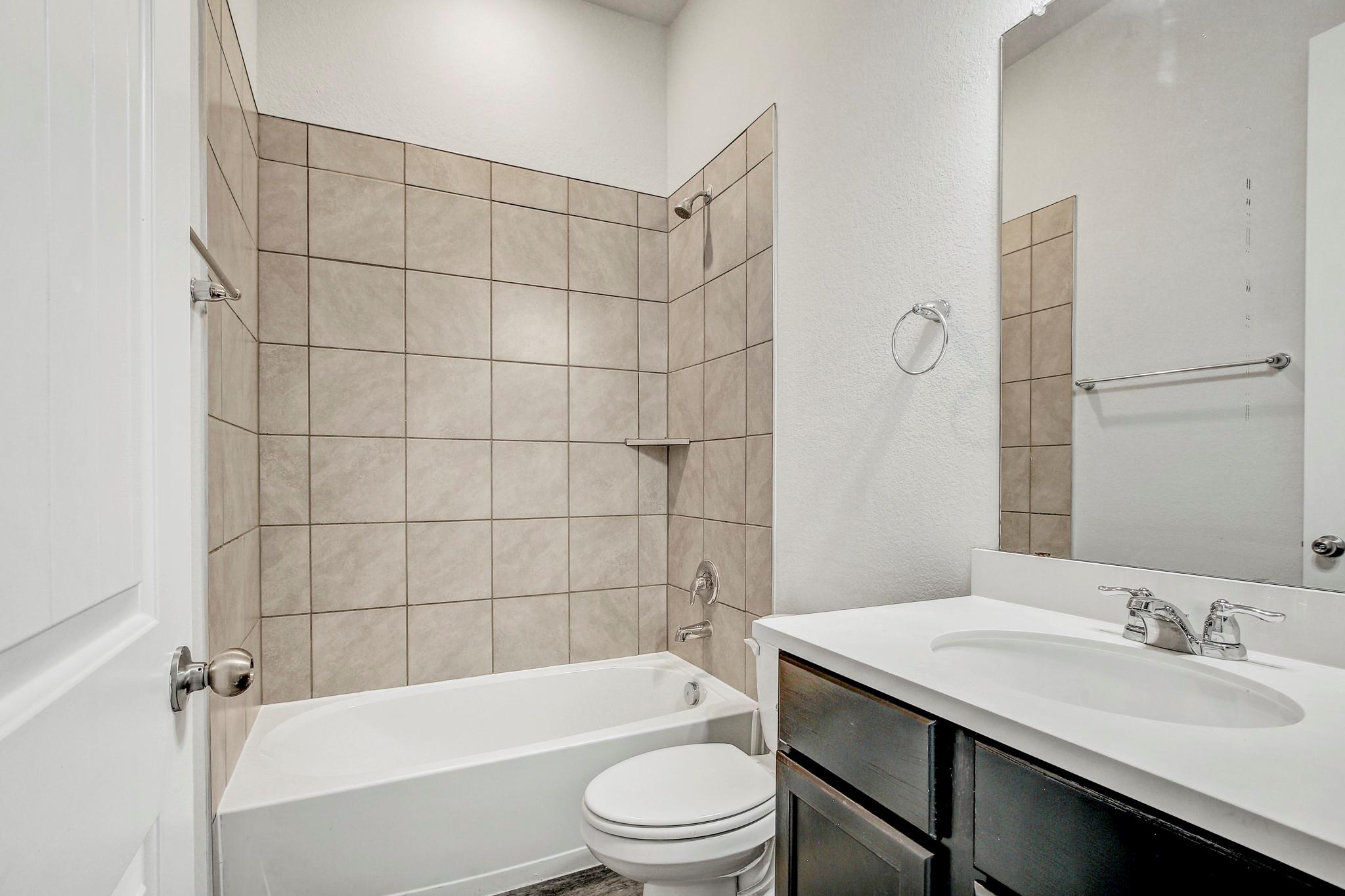 1905 Mariann Dr, Leander, TX 78641