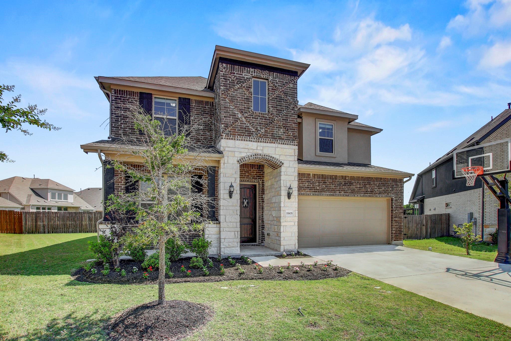1905 Mariann Dr, Leander, TX 78641