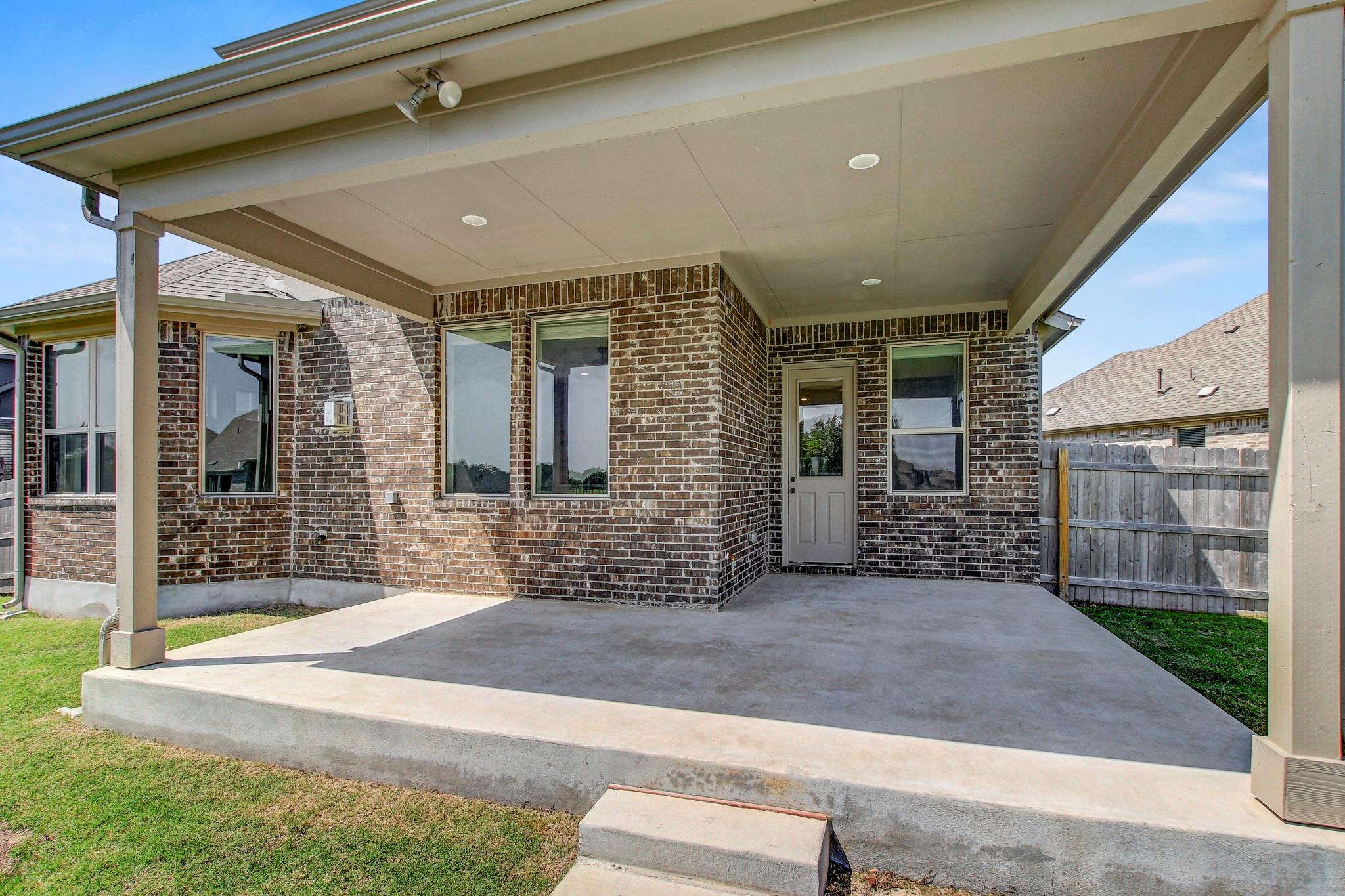 1905 Mariann Dr, Leander, TX 78641