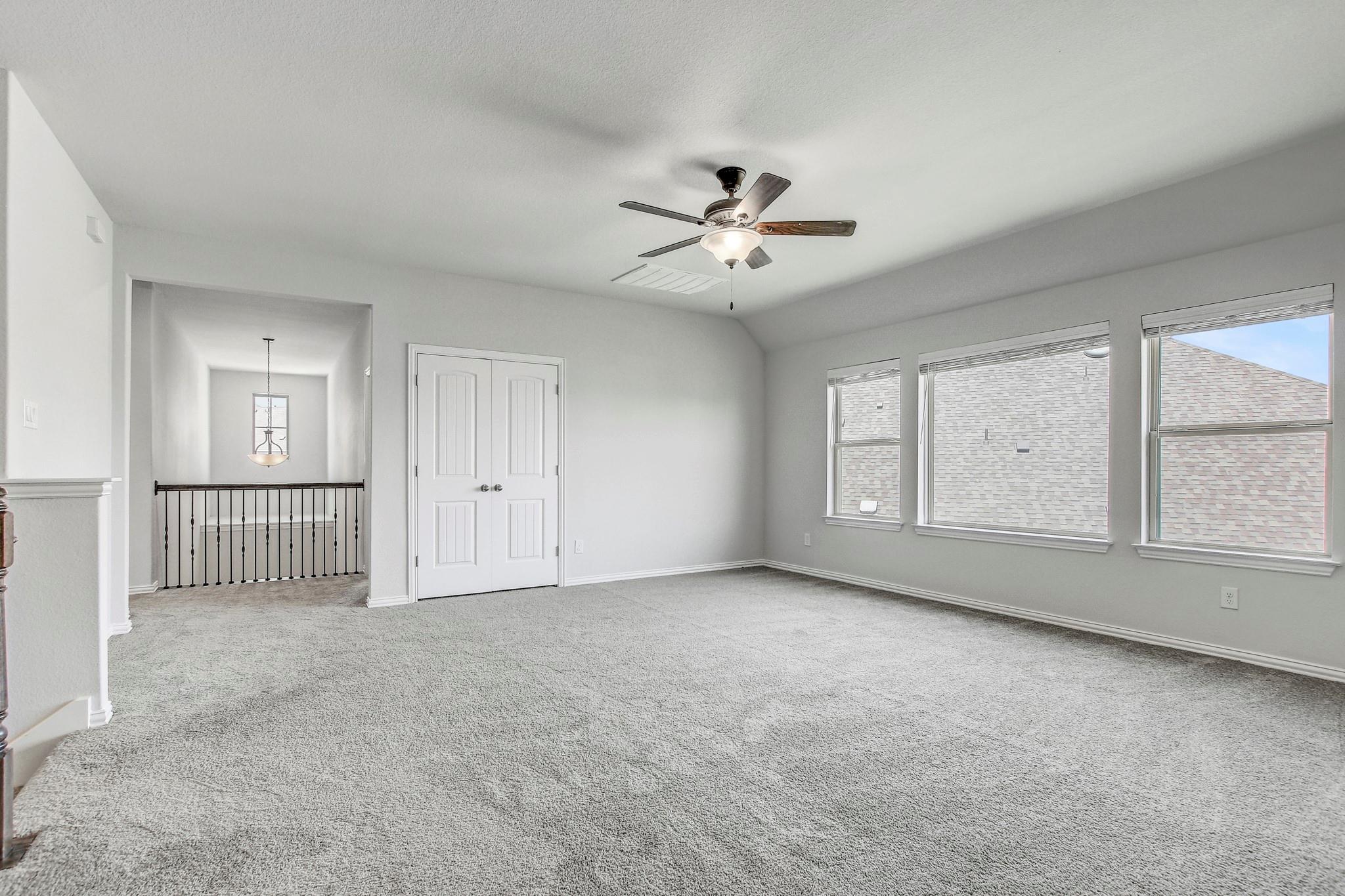 1905 Mariann Dr, Leander, TX 78641