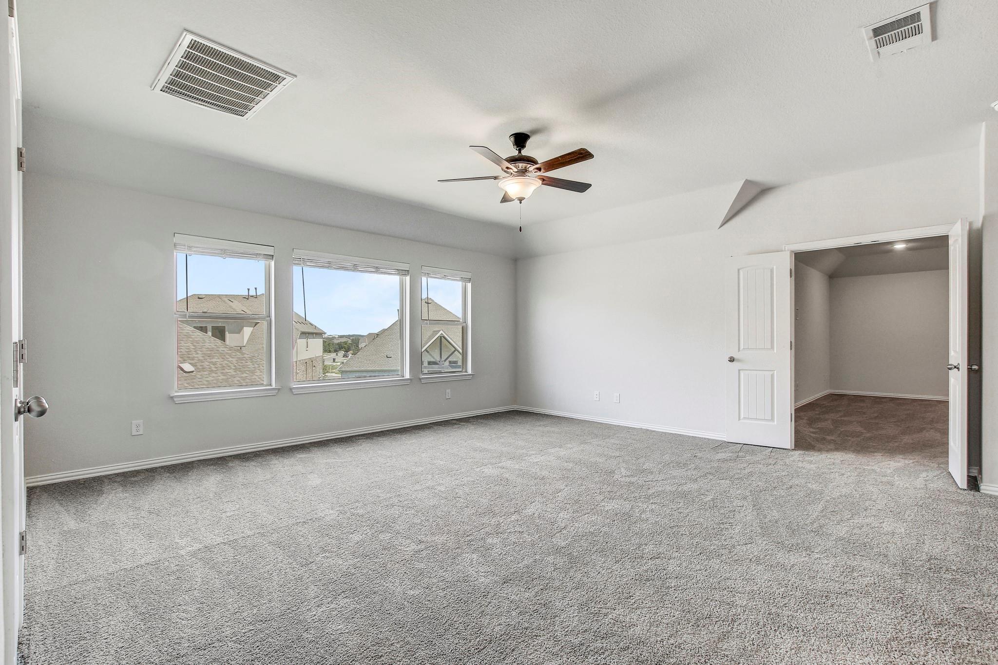 1905 Mariann Dr, Leander, TX 78641