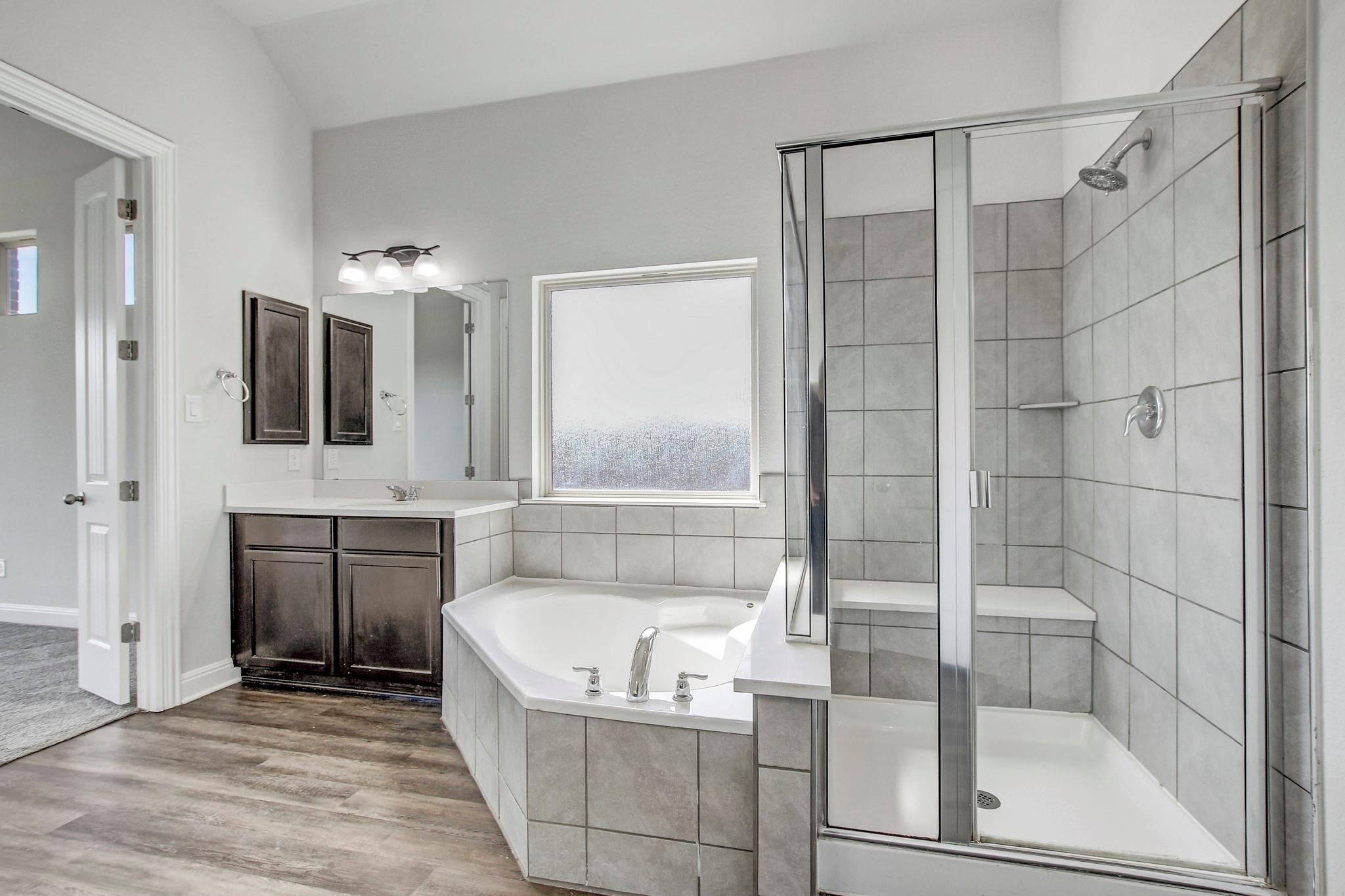 1905 Mariann Dr, Leander, TX 78641