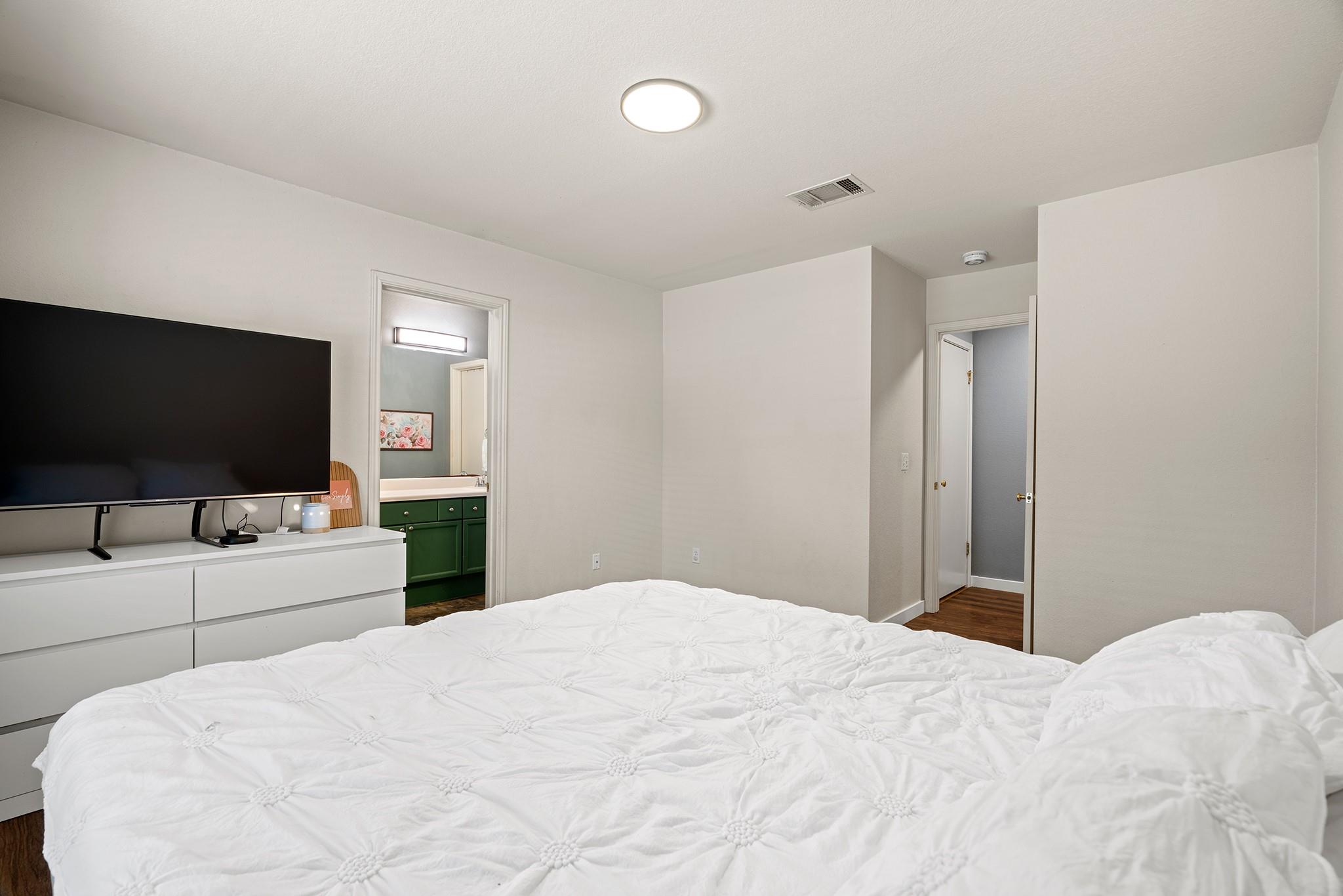 20804 Trotters Ln, Pflugerville, TX 78660