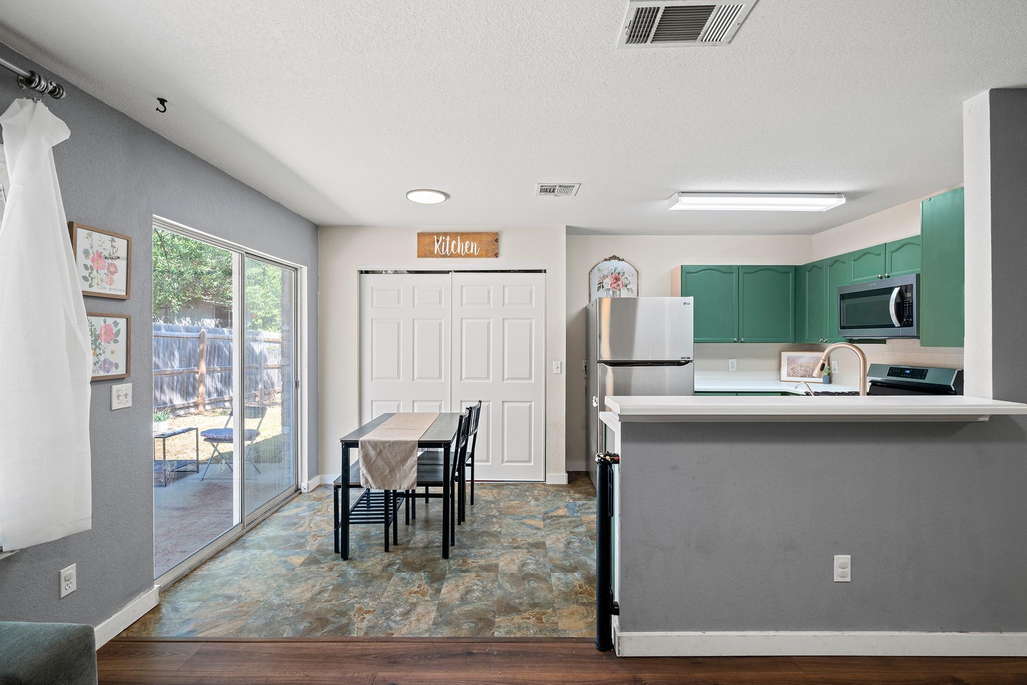 20804 Trotters Ln, Pflugerville, TX 78660