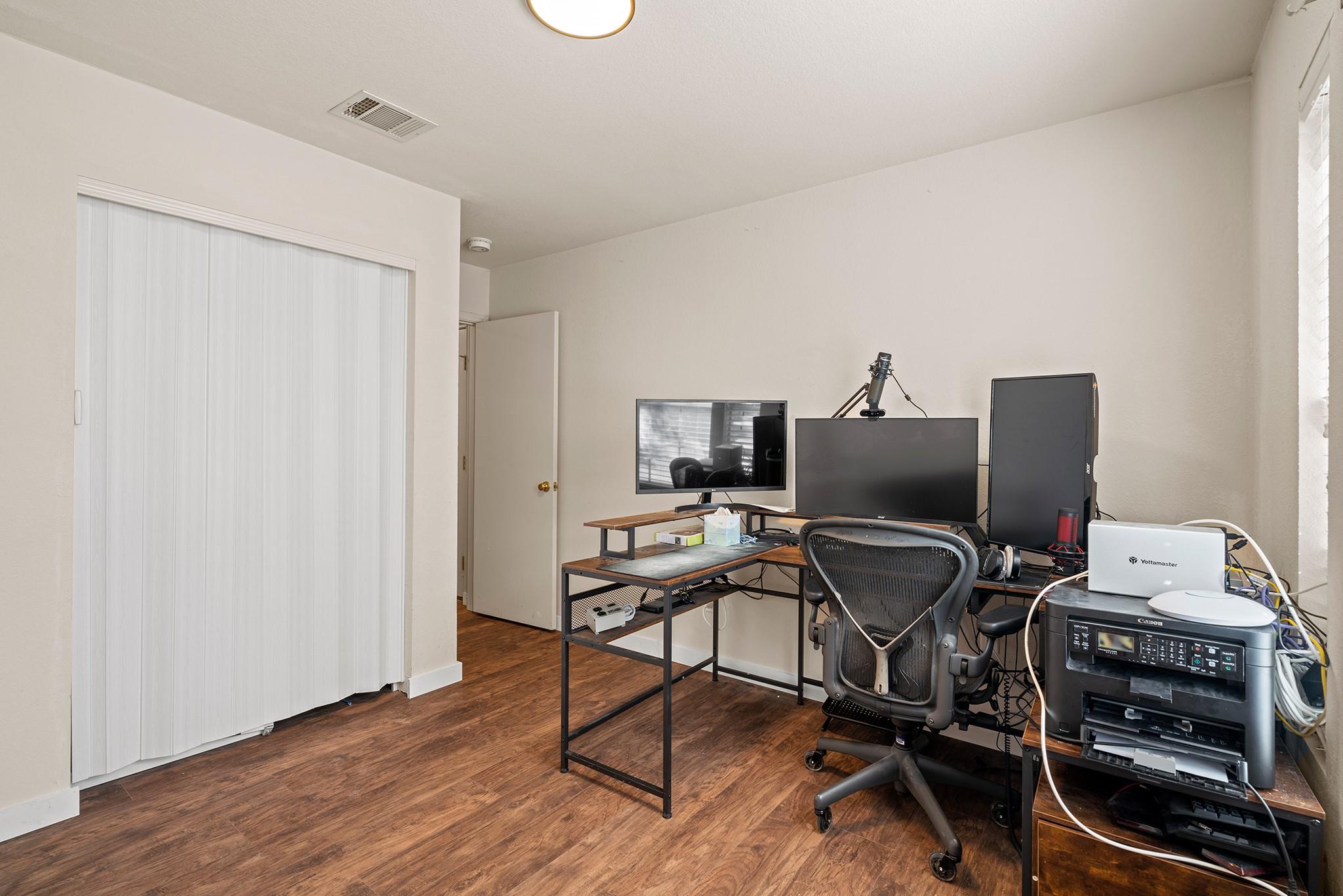 20804 Trotters Ln, Pflugerville, TX 78660