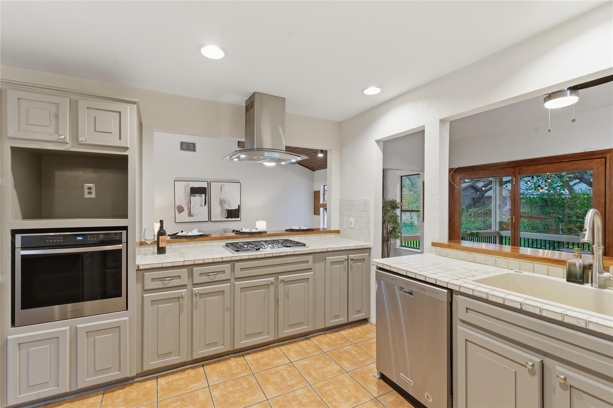 4608 View W, Austin, TX 78735