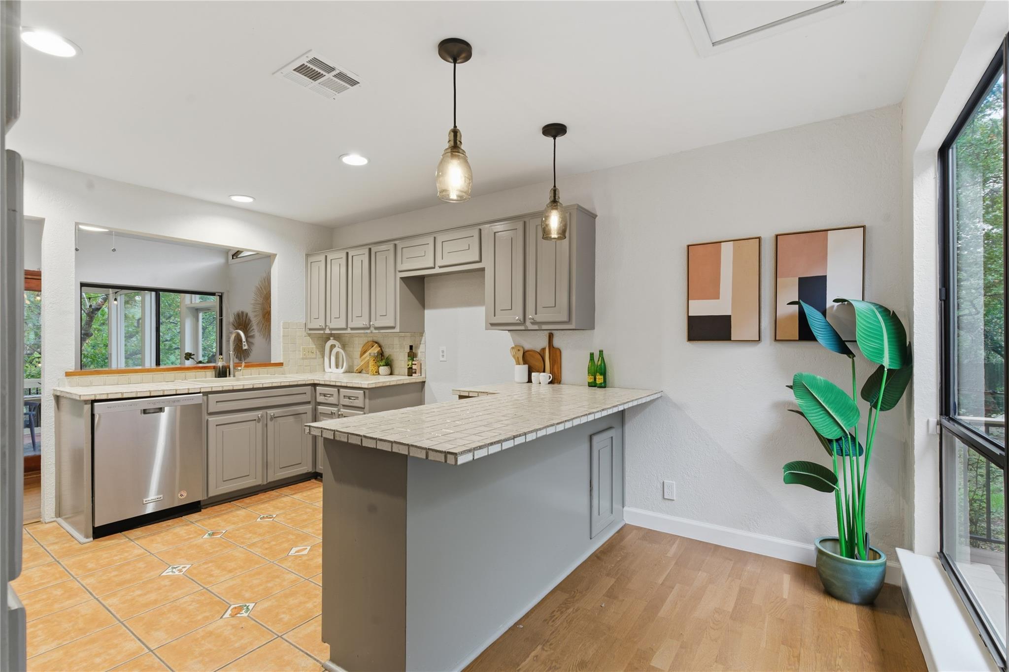 4608 View W, Austin, TX 78735