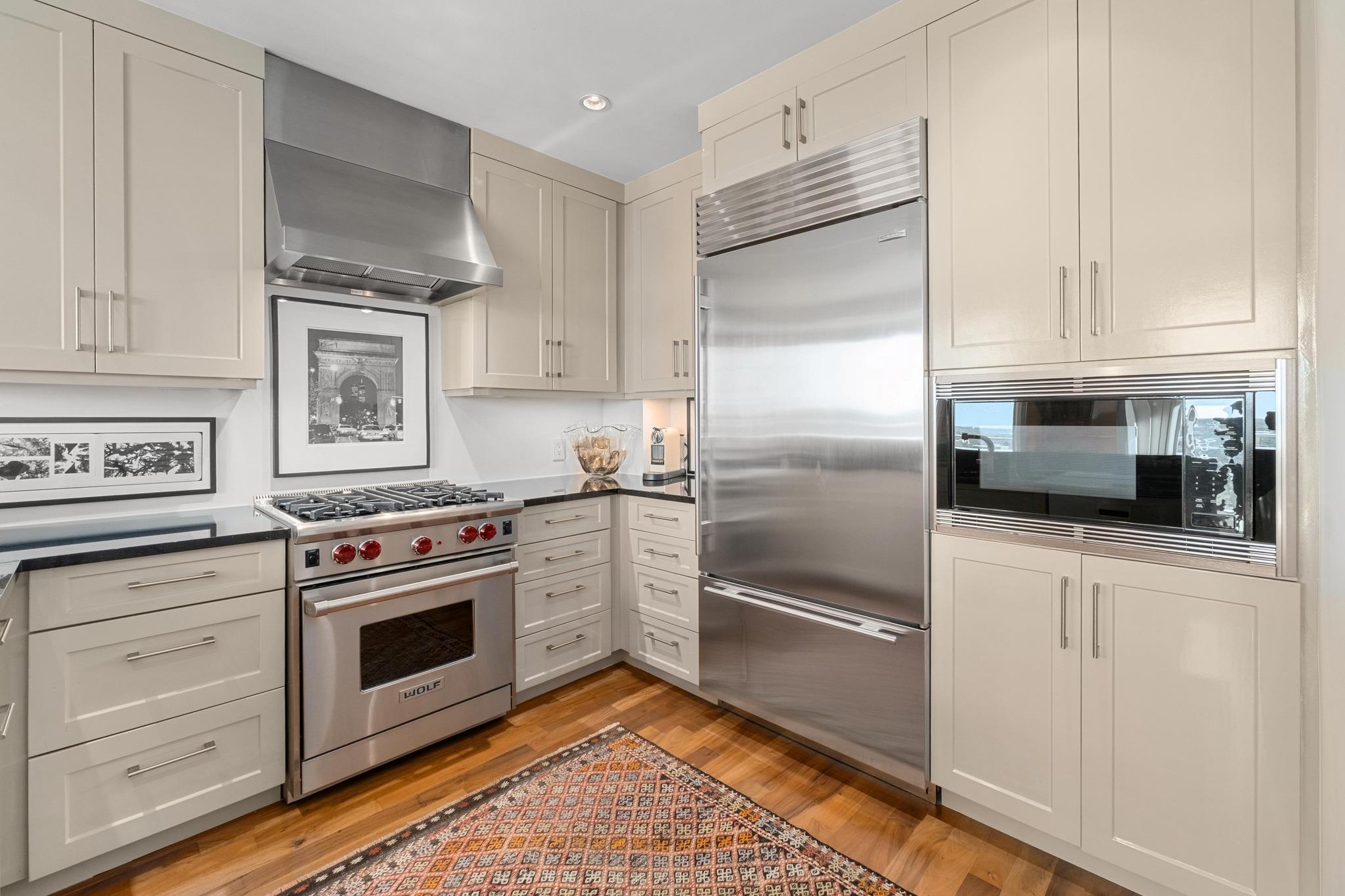 98 San Jacinto Blvd # 1201, Austin, TX 78701