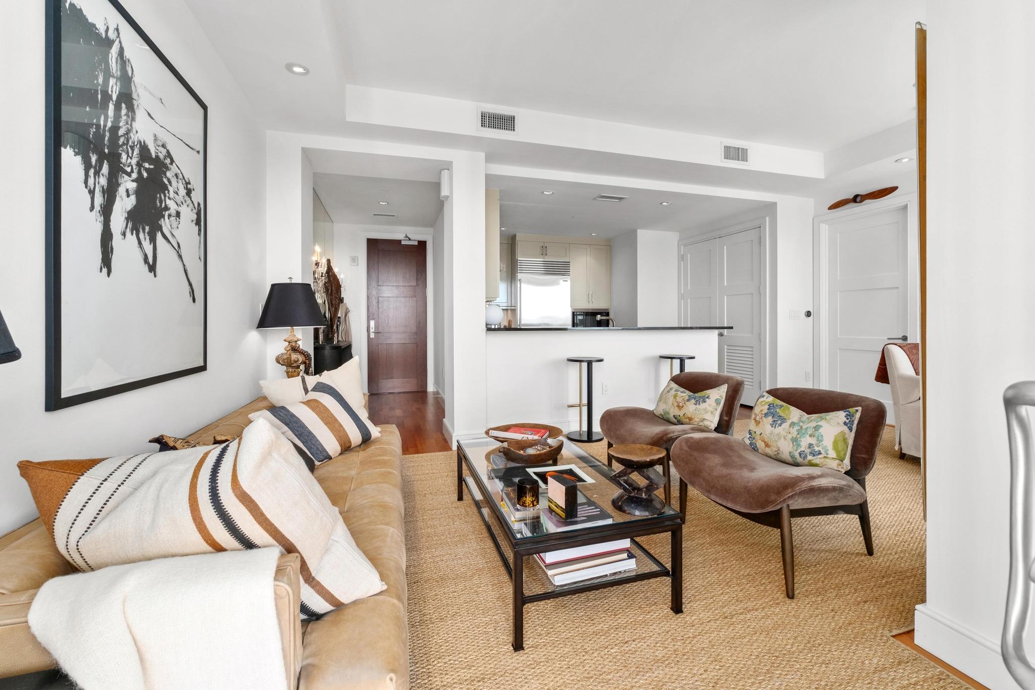 98 San Jacinto Blvd # 1201, Austin, TX 78701