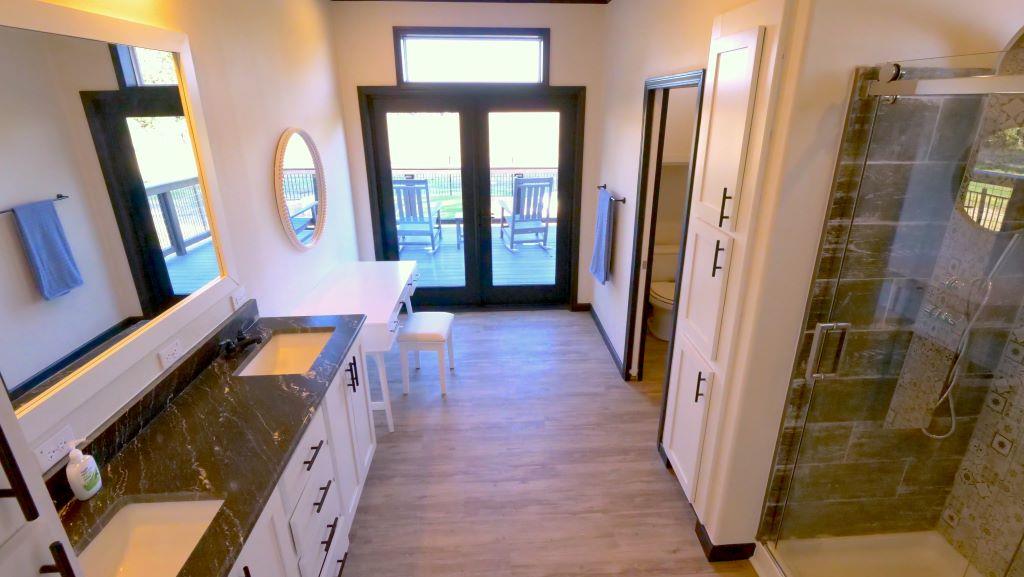 1115 County Road 414, Spicewood, TX 78669