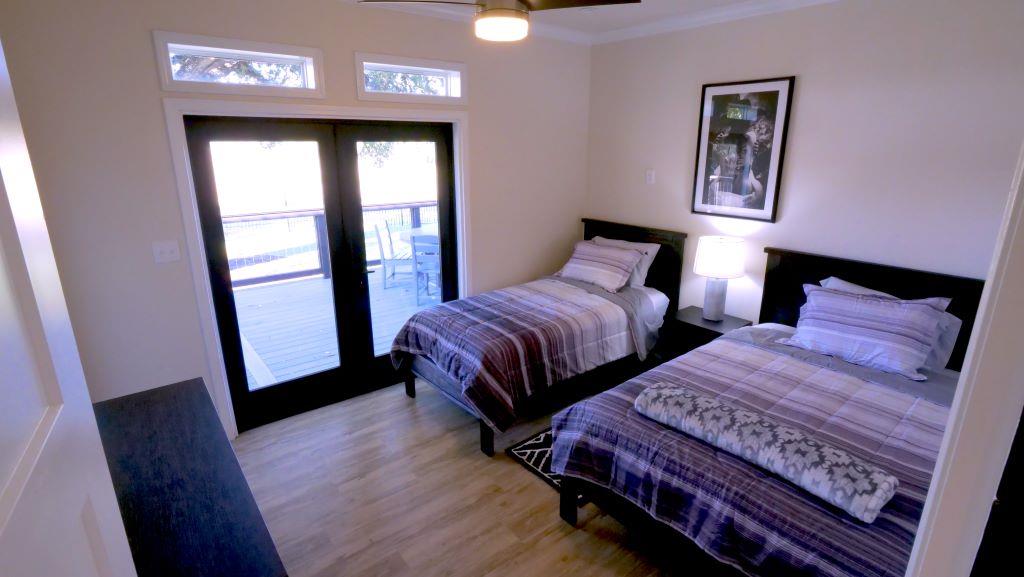 1115 County Road 414, Spicewood, TX 78669