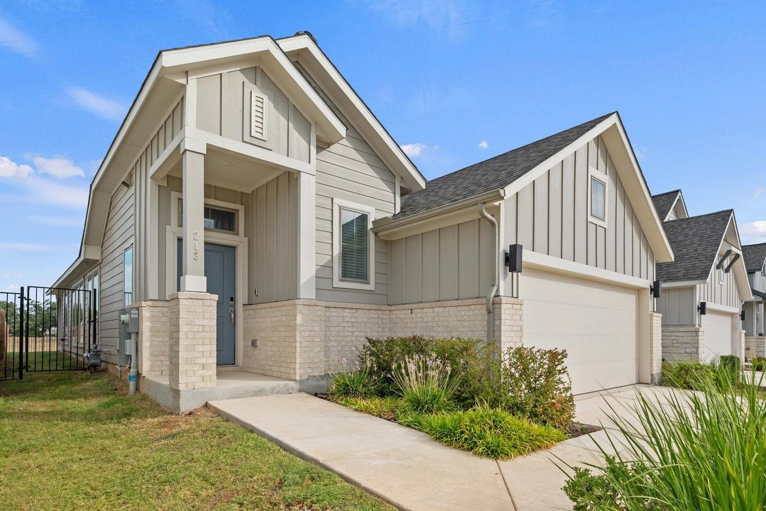 213 Banyon Dr, Liberty Hill, TX 78642