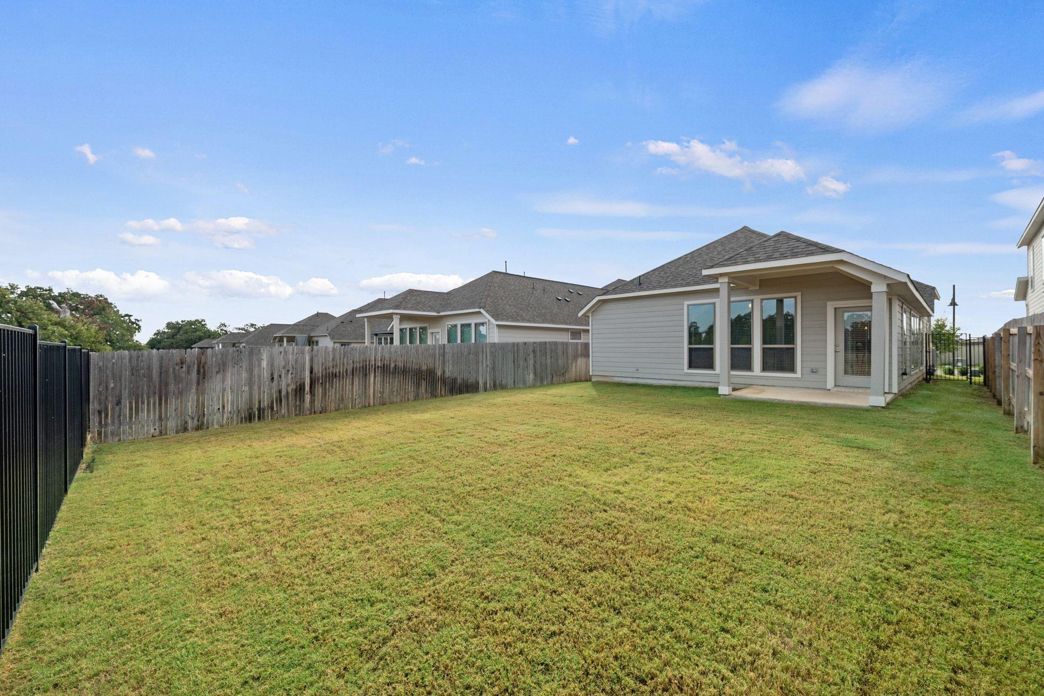 213 Banyon Dr, Liberty Hill, TX 78642